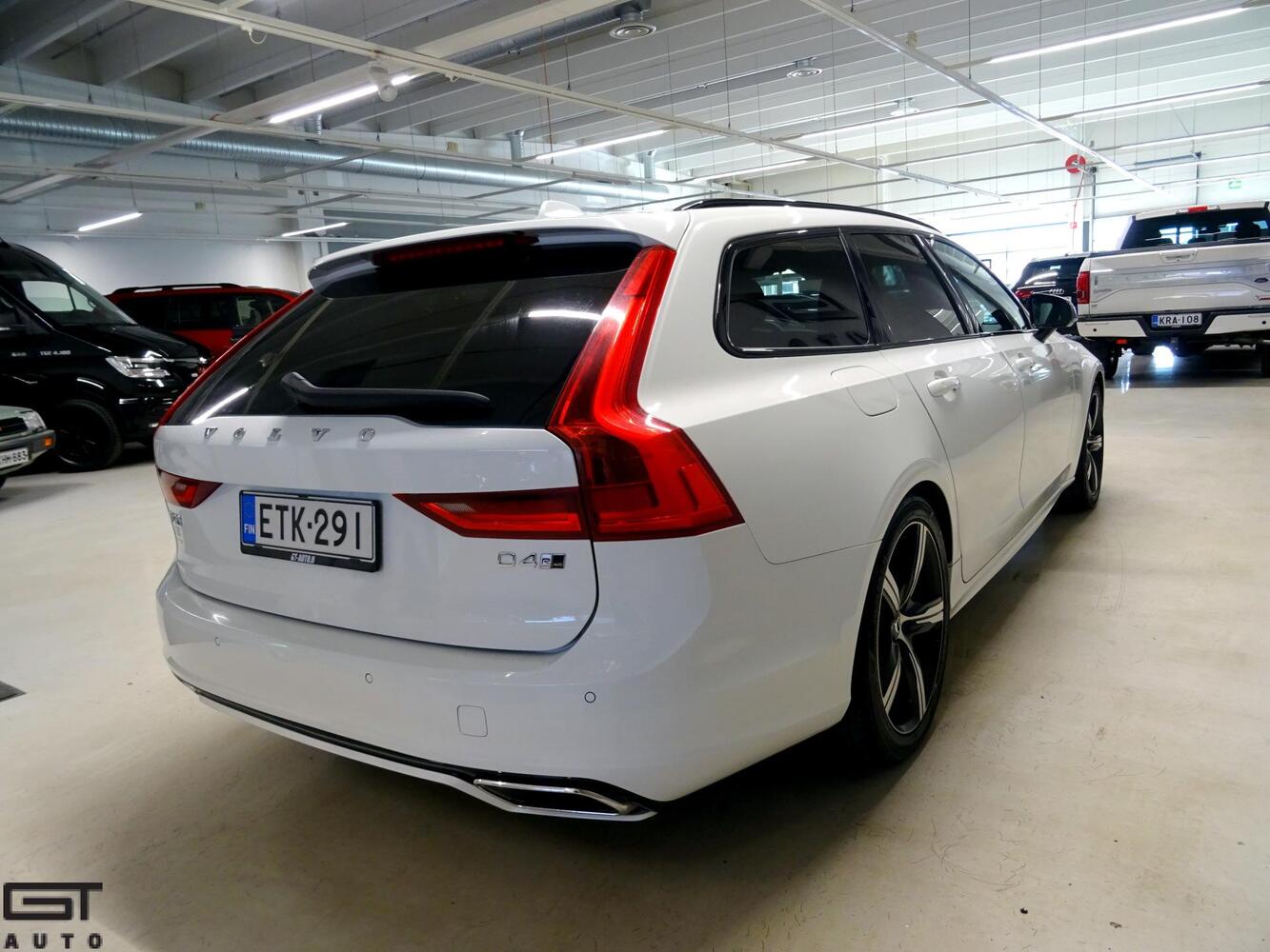 Volvo V90 vaihtoauto
