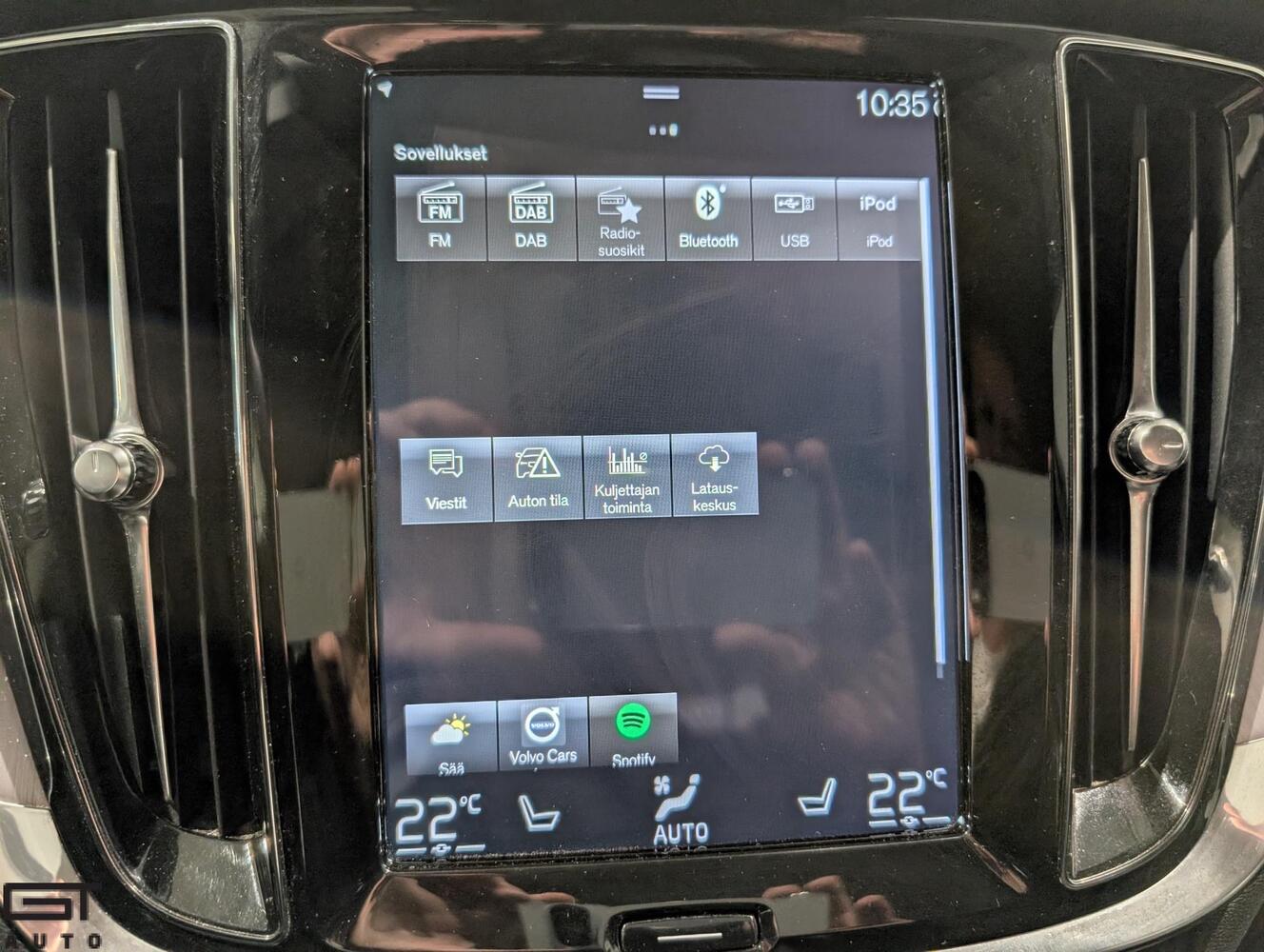 Volvo V60 vaihtoauto