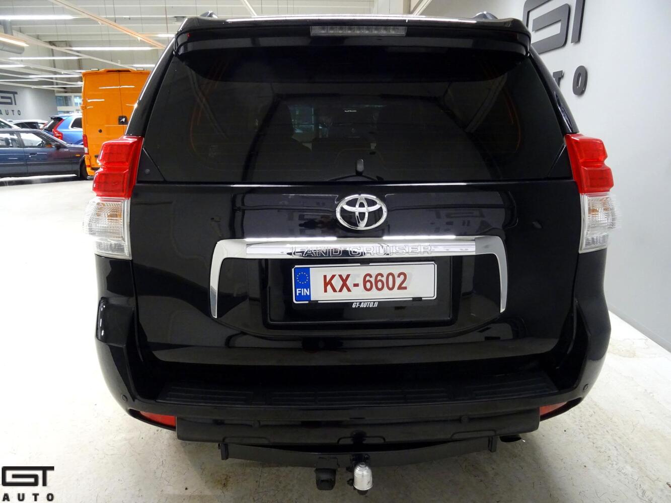 Toyota Land Cruiser vaihtoauto