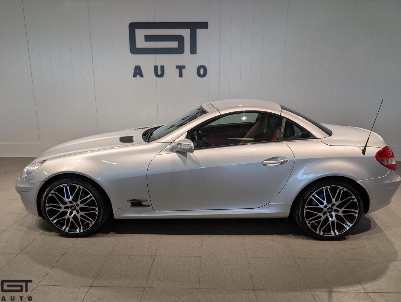 Mercedes-Benz SLK vaihtoauto