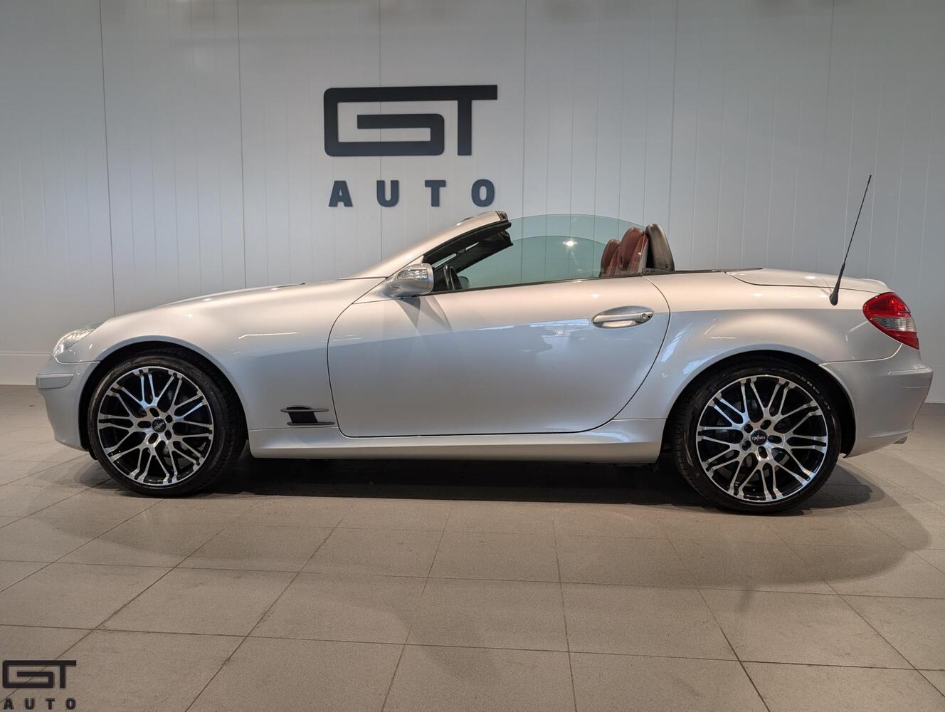 Mercedes-Benz SLK vaihtoauto