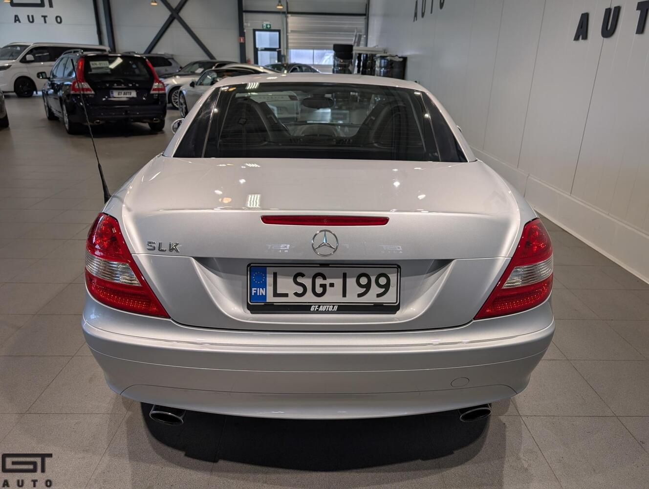 Mercedes-Benz SLK vaihtoauto