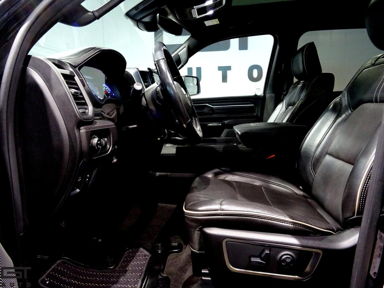 Dodge Ram vaihtoauto