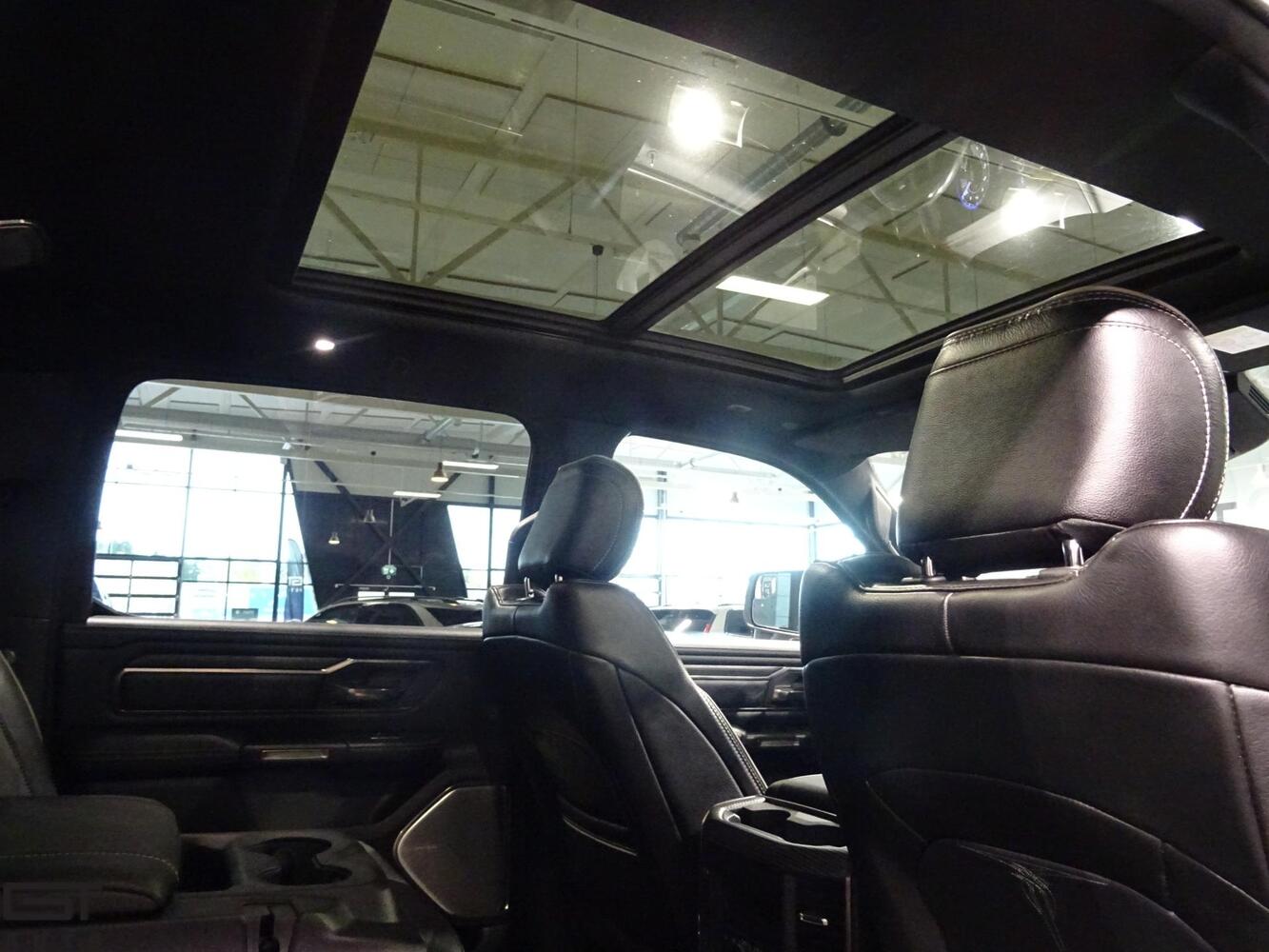 Dodge Ram vaihtoauto