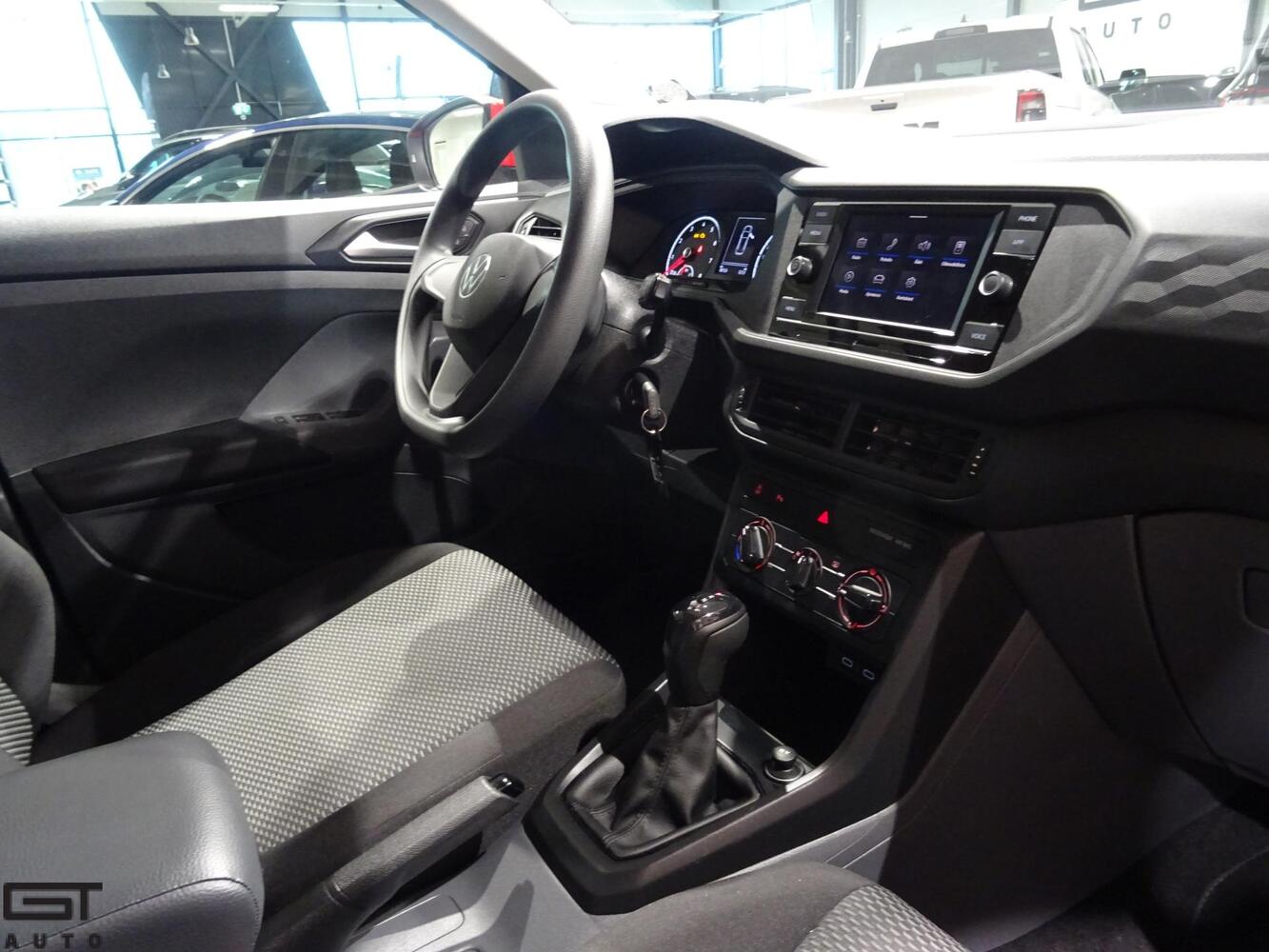 Volkswagen T-Cross vaihtoauto