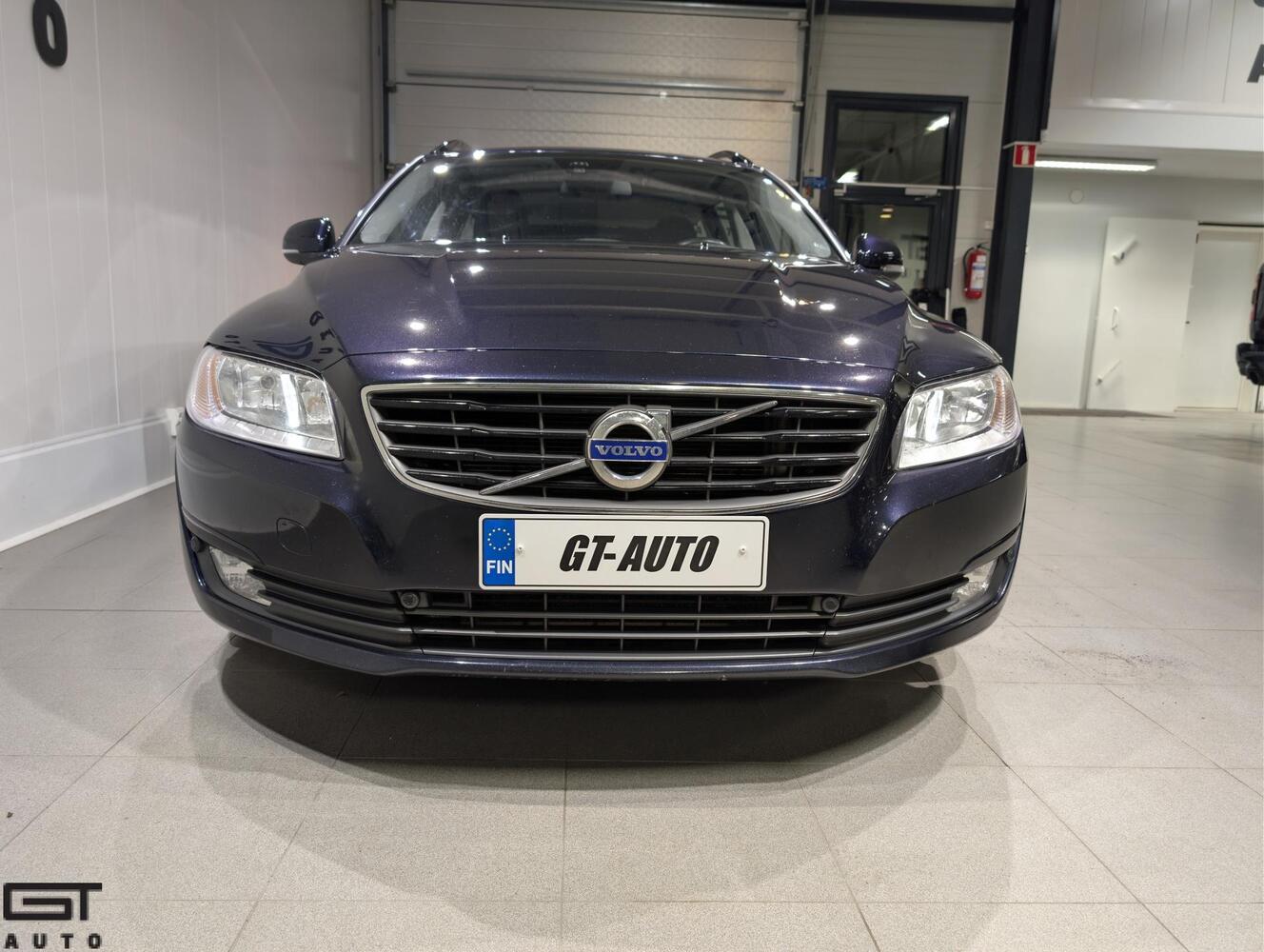 Volvo V70 vaihtoauto