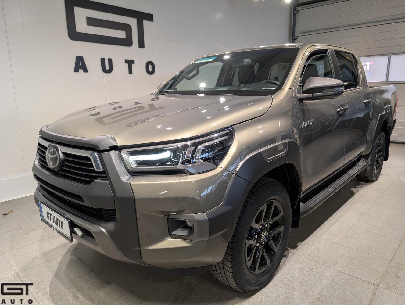 Toyota Hilux vaihtoauto