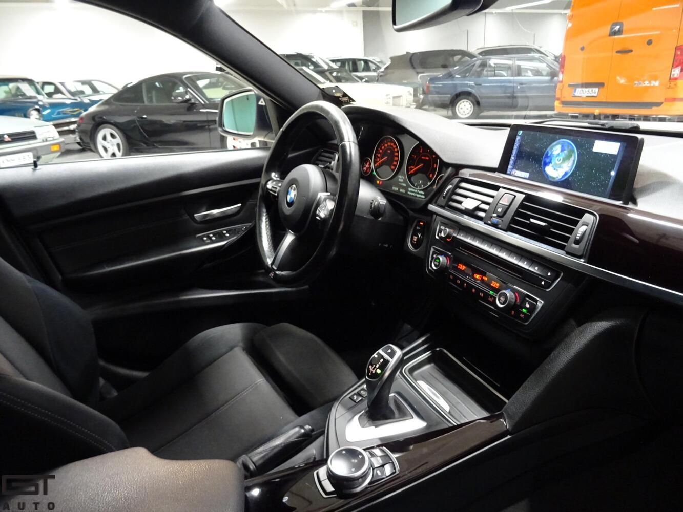 BMW 330 vaihtoauto