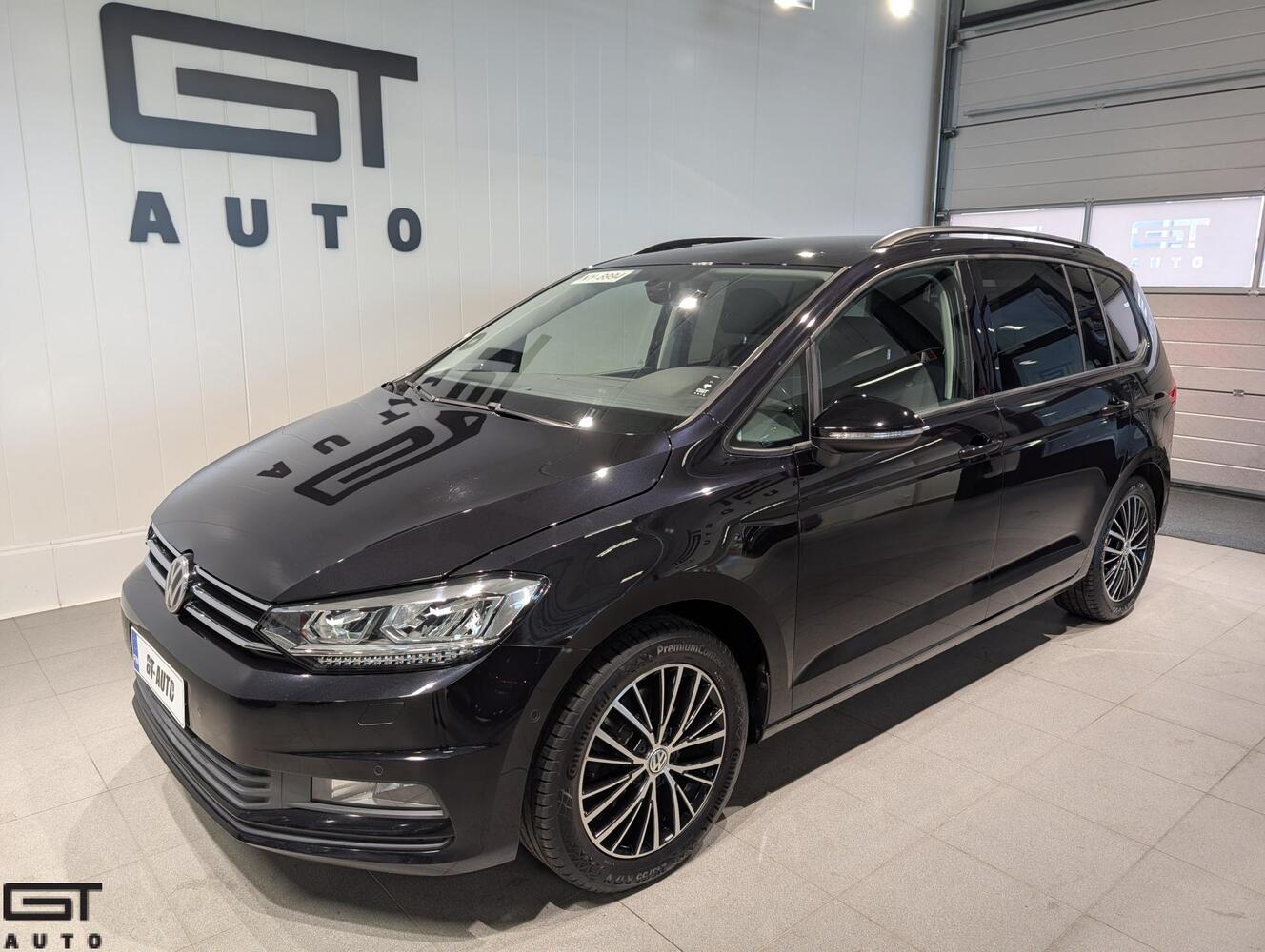 Volkswagen Touran vaihtoauto