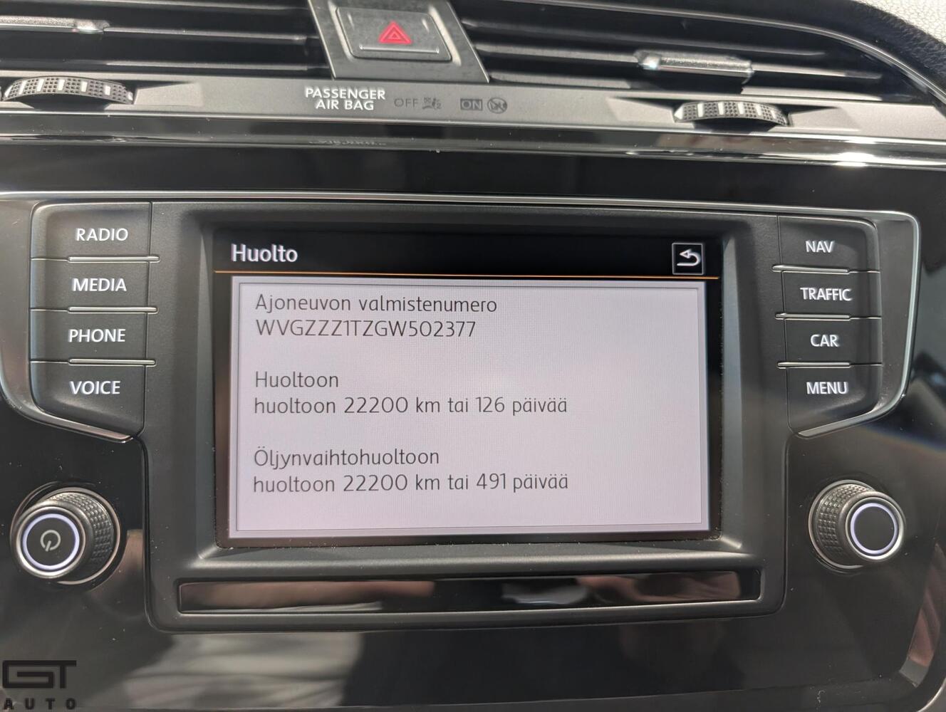 Volkswagen Touran vaihtoauto