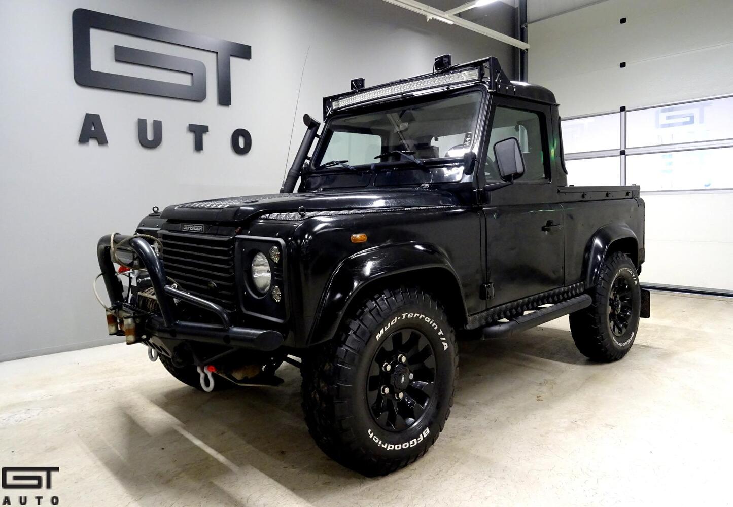 Land Rover Defender vaihtoauto