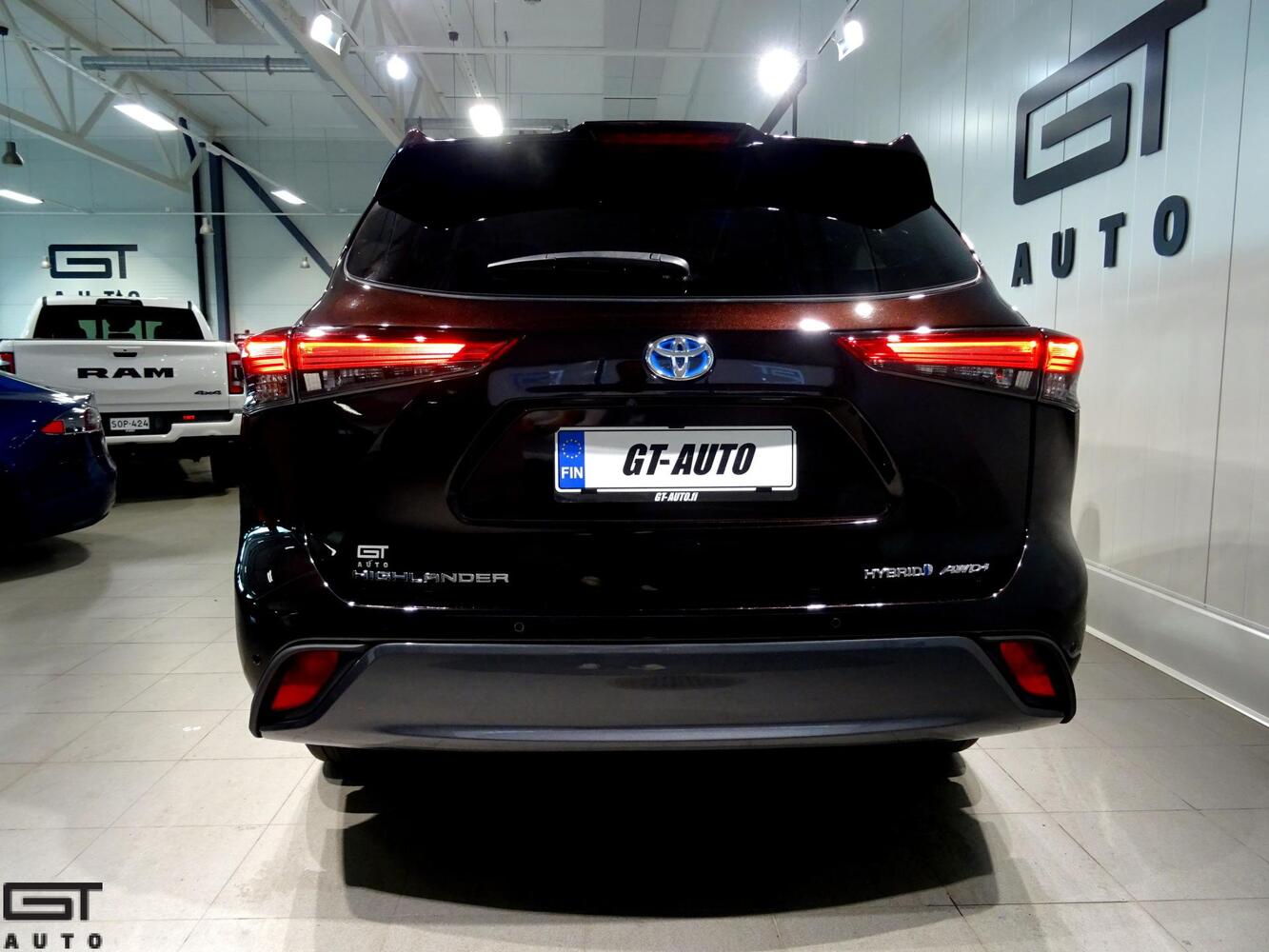 Toyota Land Cruiser vaihtoauto