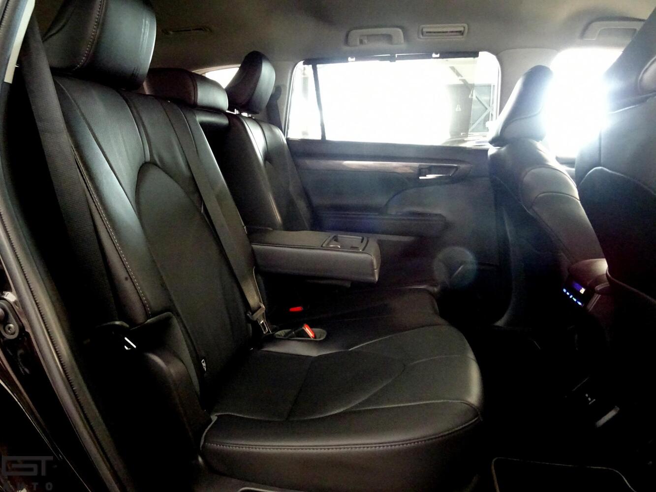 Toyota Land Cruiser vaihtoauto