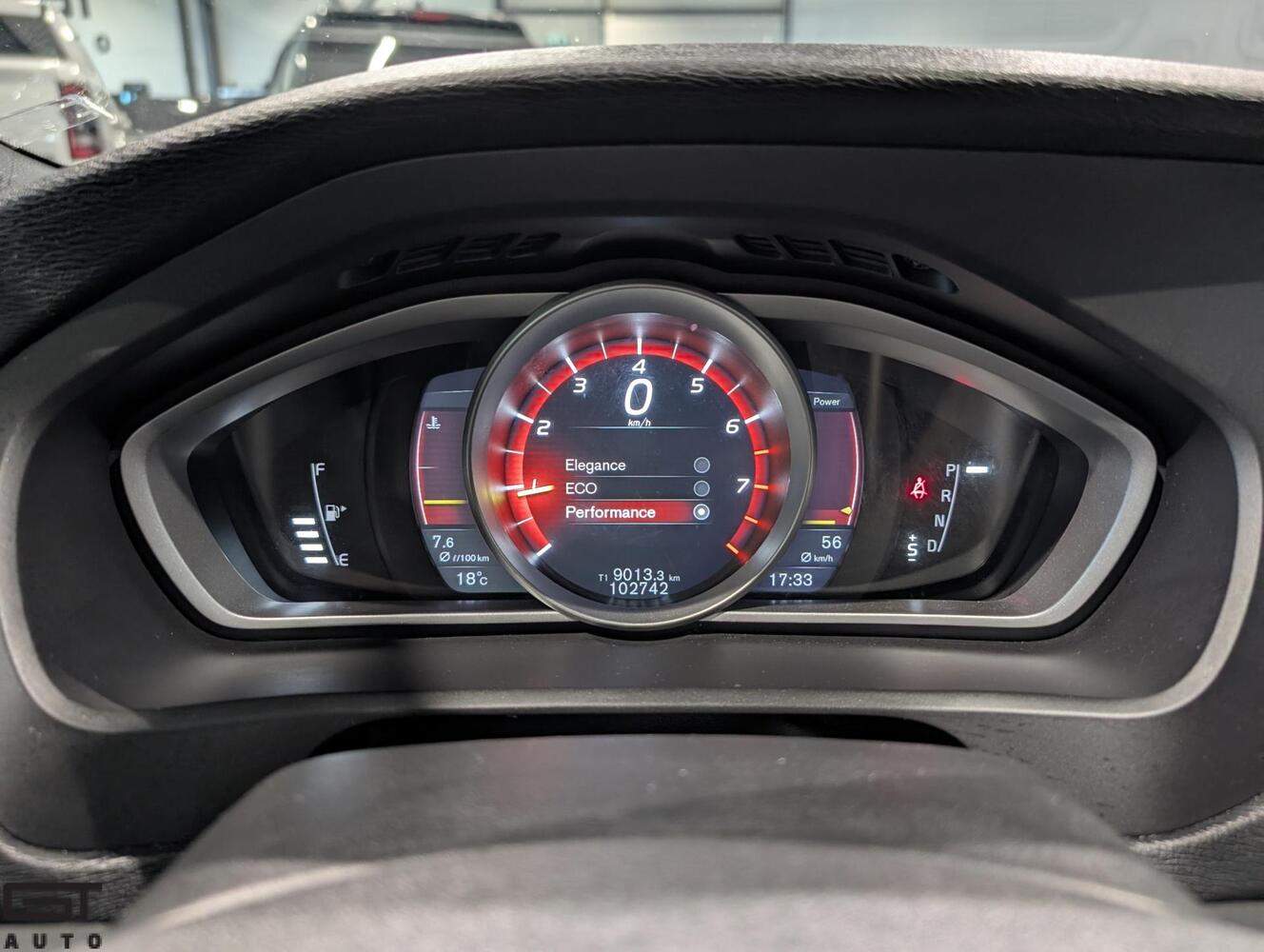 Volvo V40 vaihtoauto