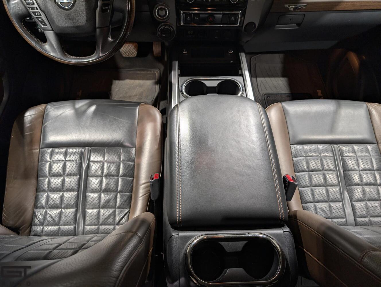 Nissan Titan vaihtoauto