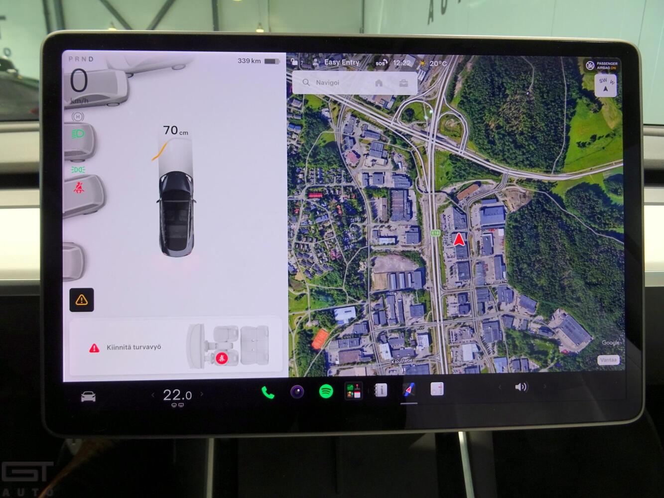 Tesla Model 3 vaihtoauto