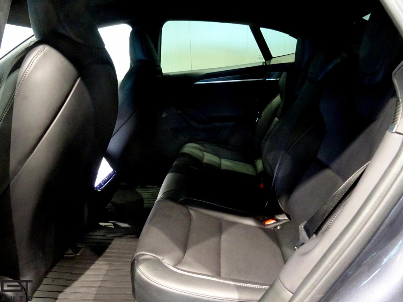 Tesla Model S vaihtoauto
