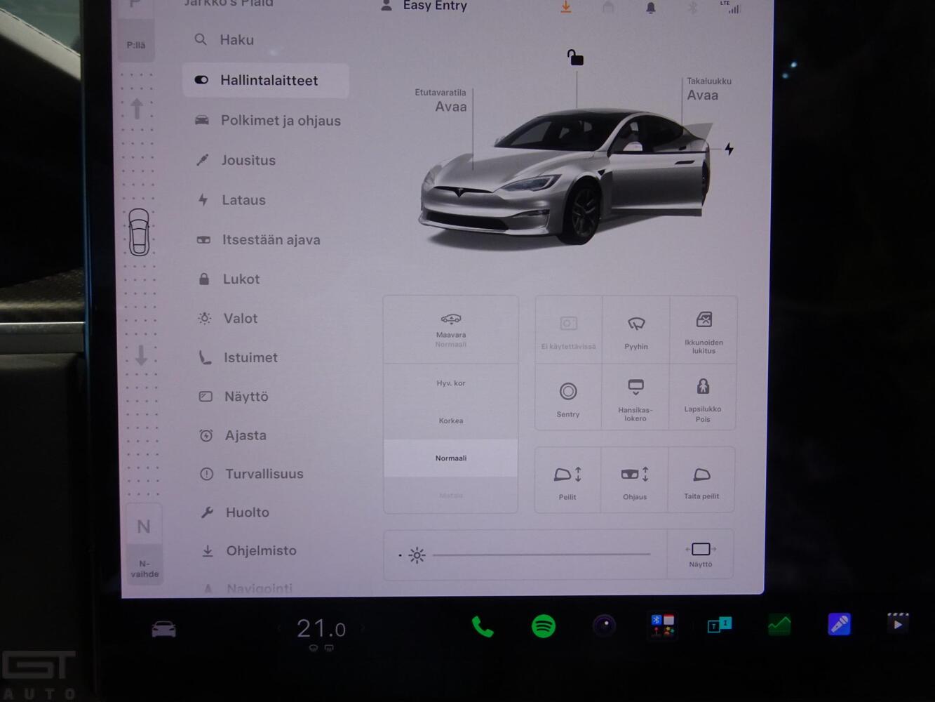 Tesla Model S vaihtoauto