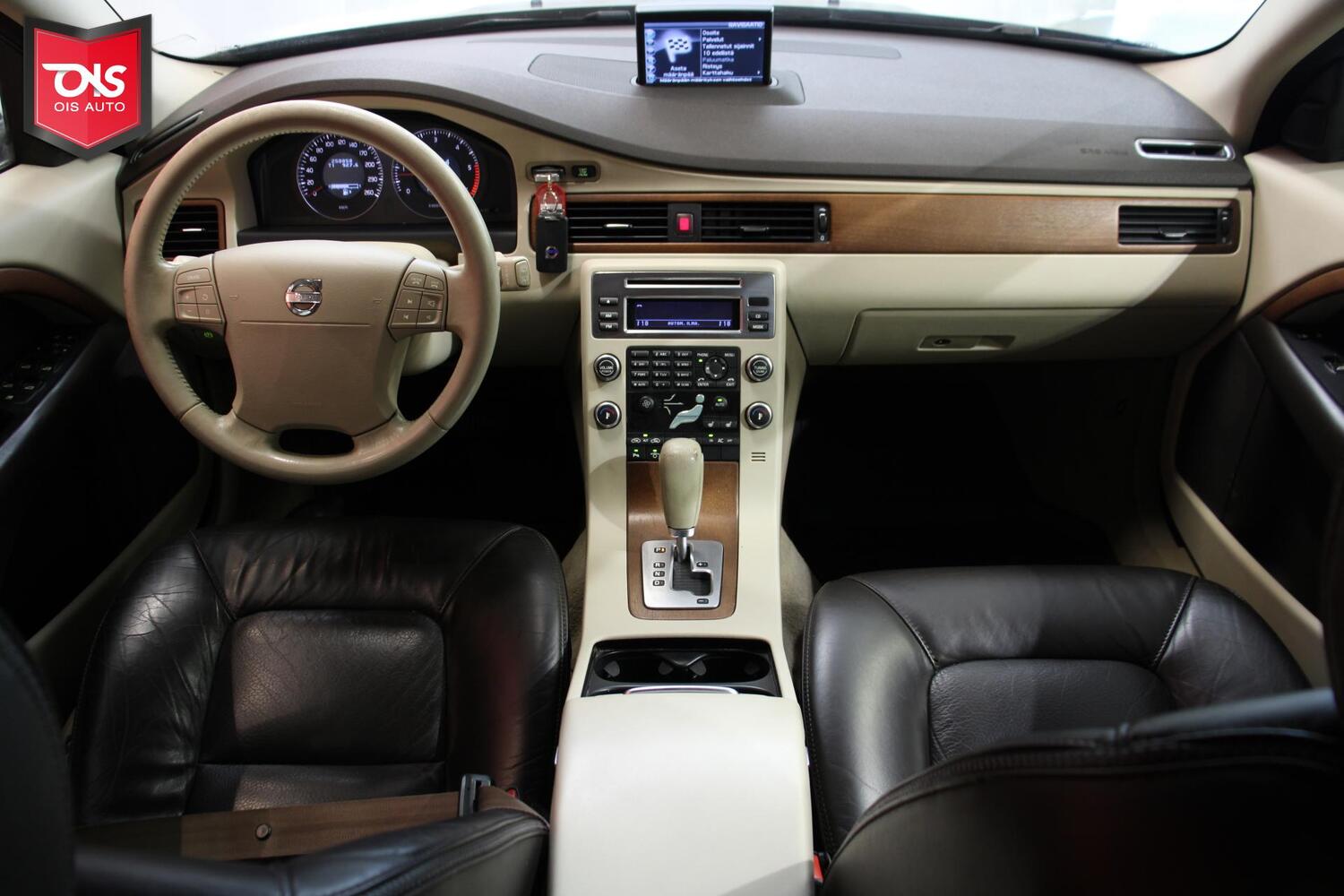 Volvo XC70 vaihtoauto