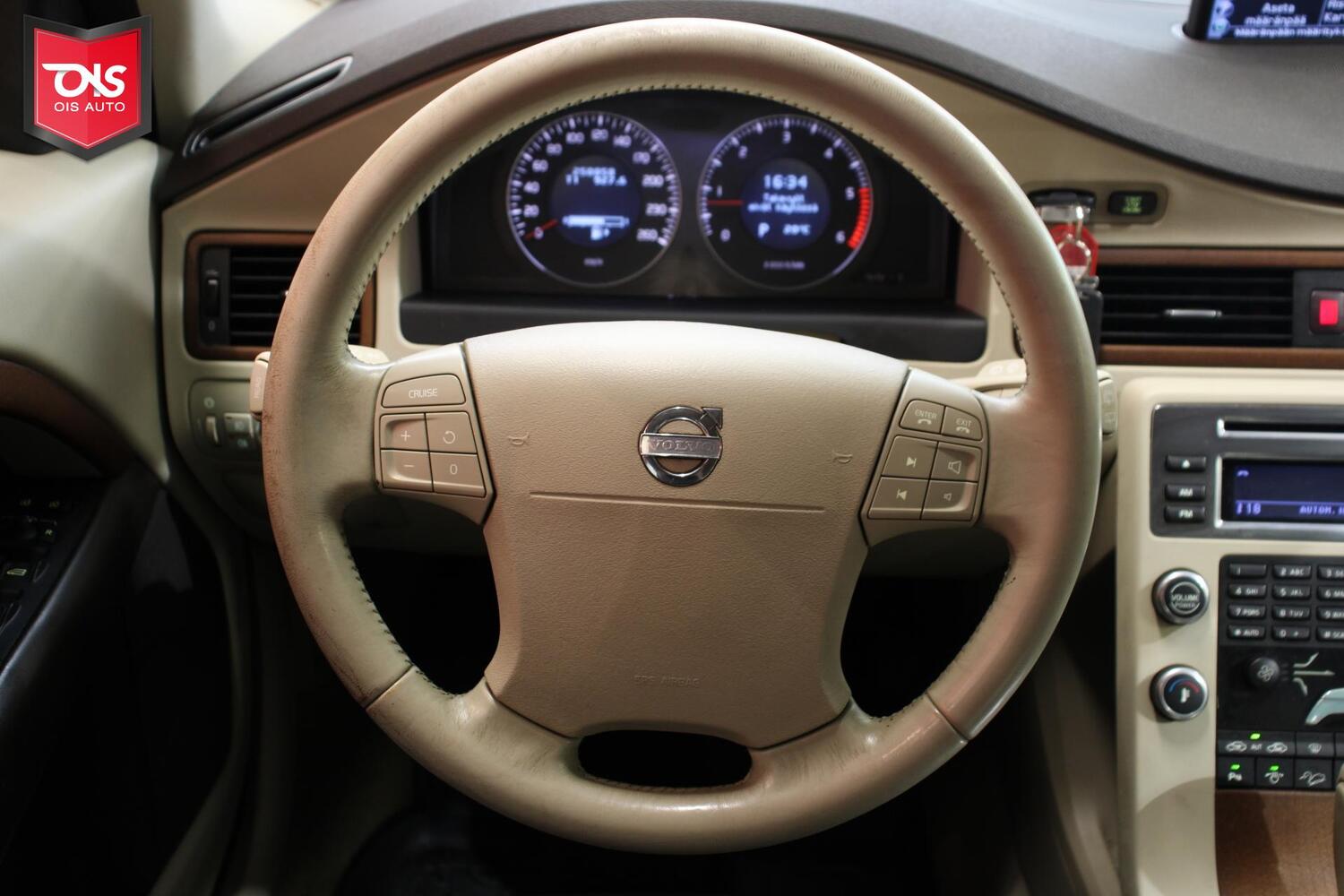 Volvo XC70 vaihtoauto