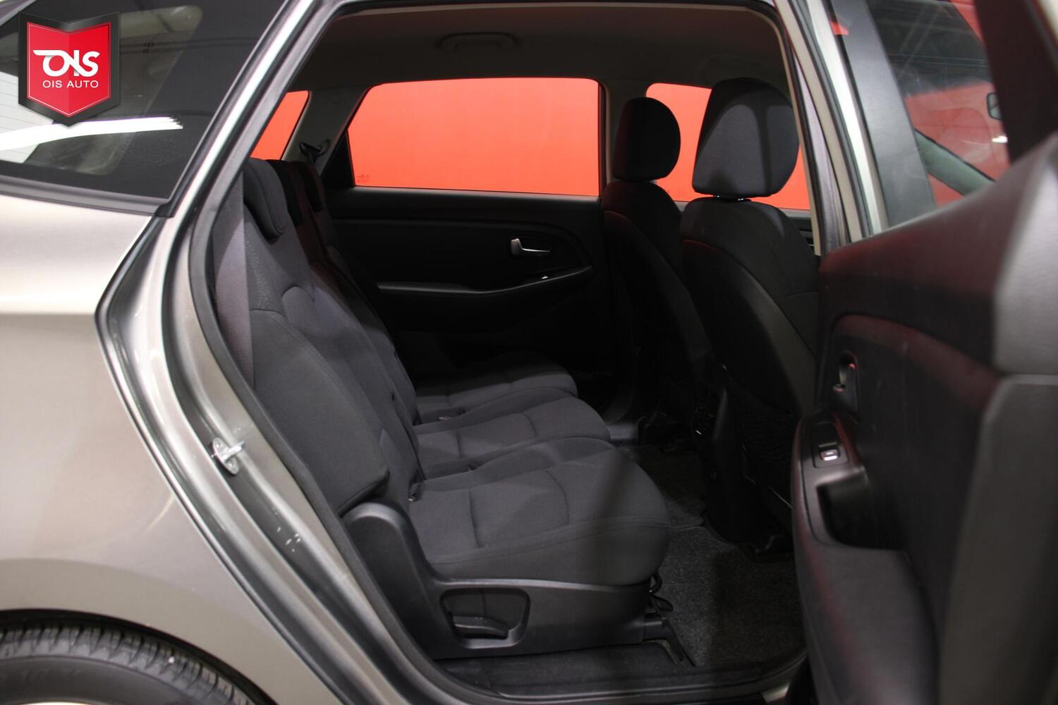 Kia Carens vaihtoauto