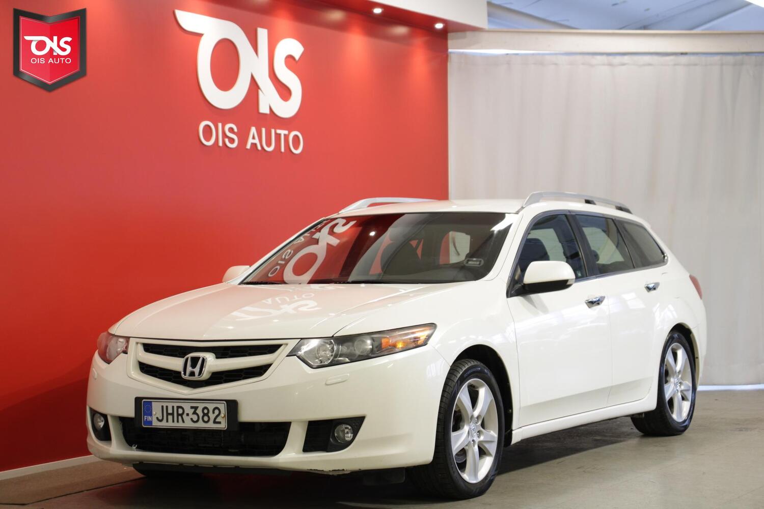 Honda Accord vaihtoauto