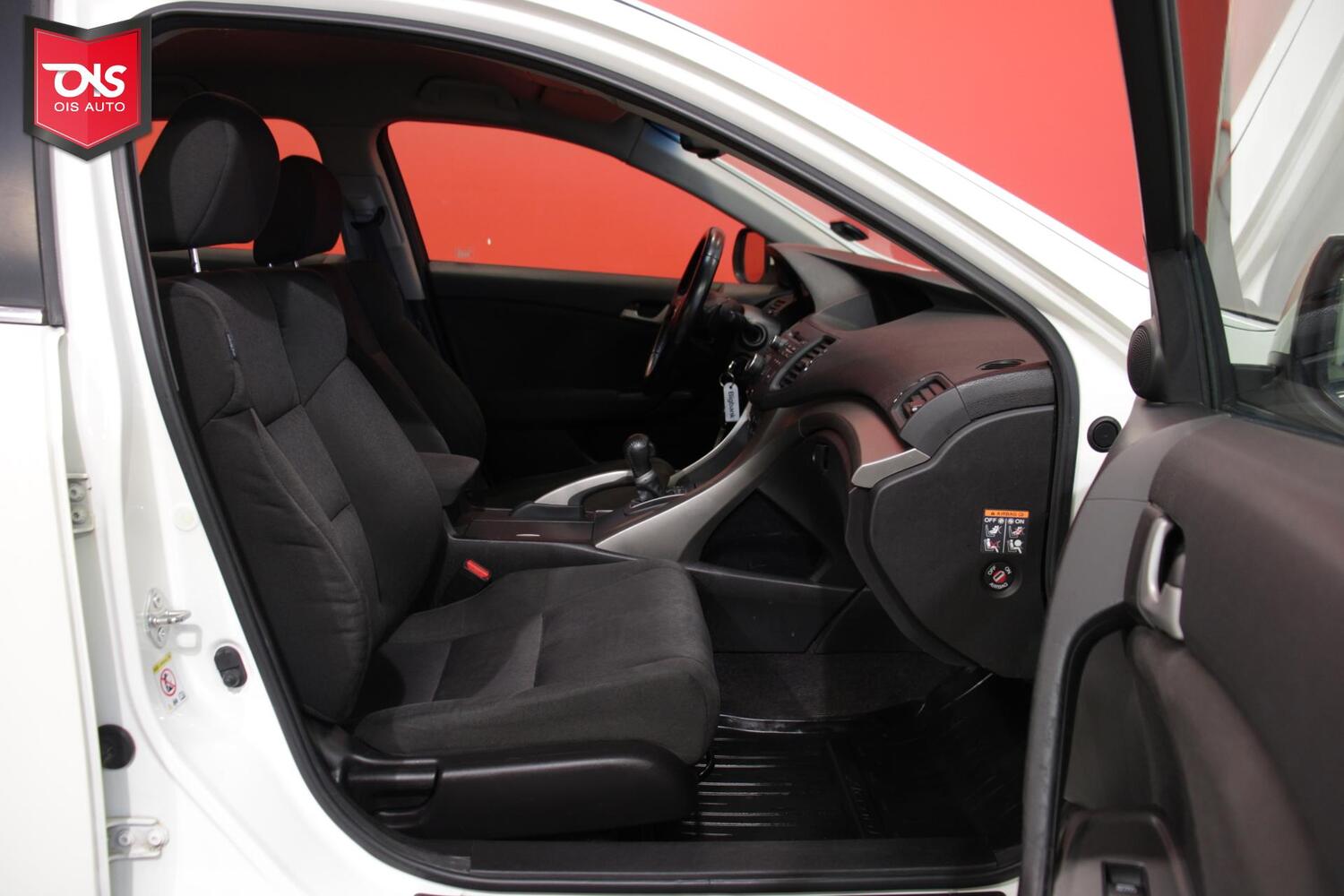 Honda Accord vaihtoauto