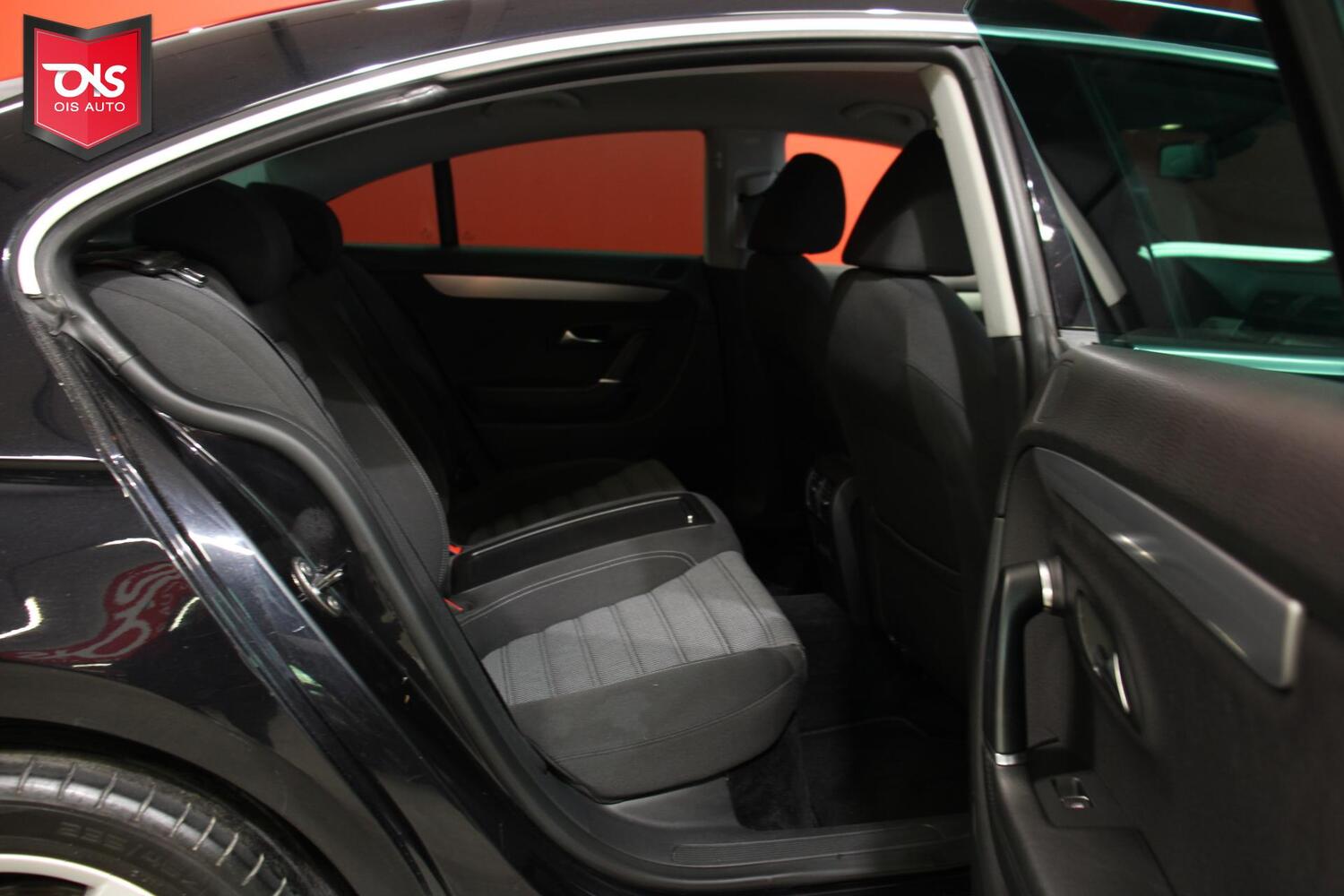 Volkswagen Passat CC vaihtoauto