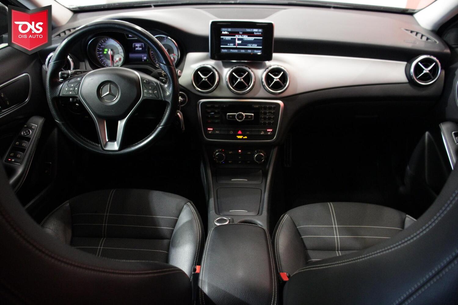 Mercedes-Benz GLA vaihtoauto