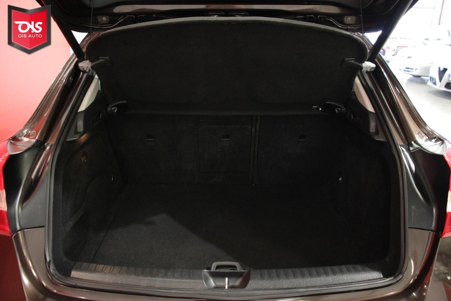 Mercedes-Benz GLA vaihtoauto