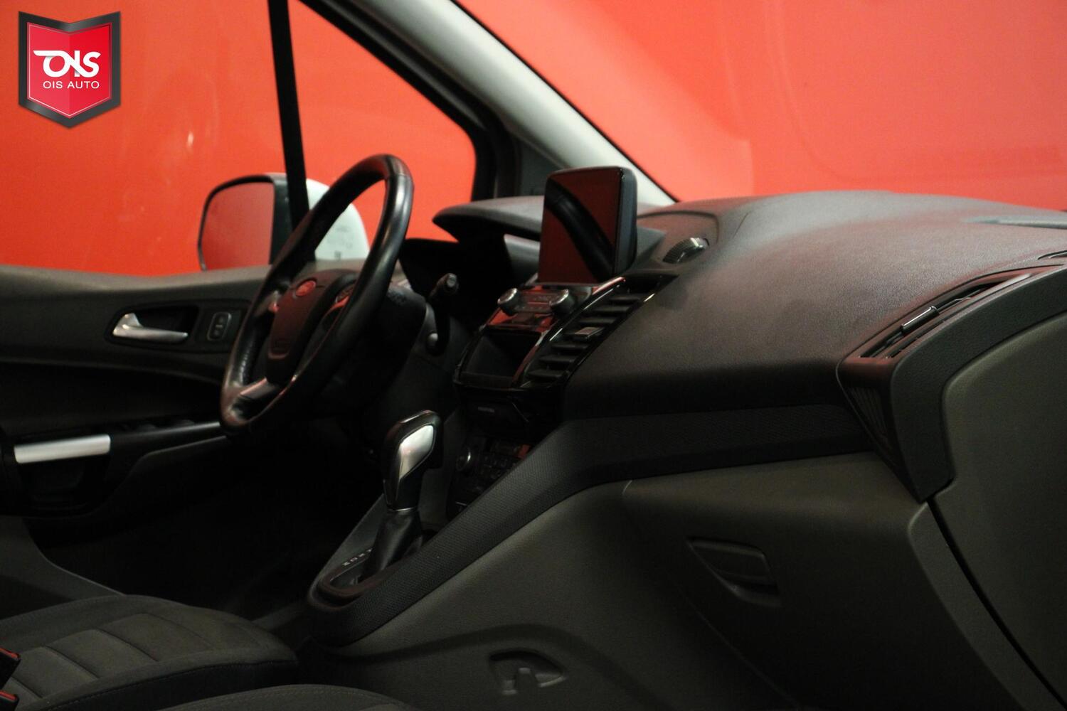 Ford Grand Tourneo Connect vaihtoauto