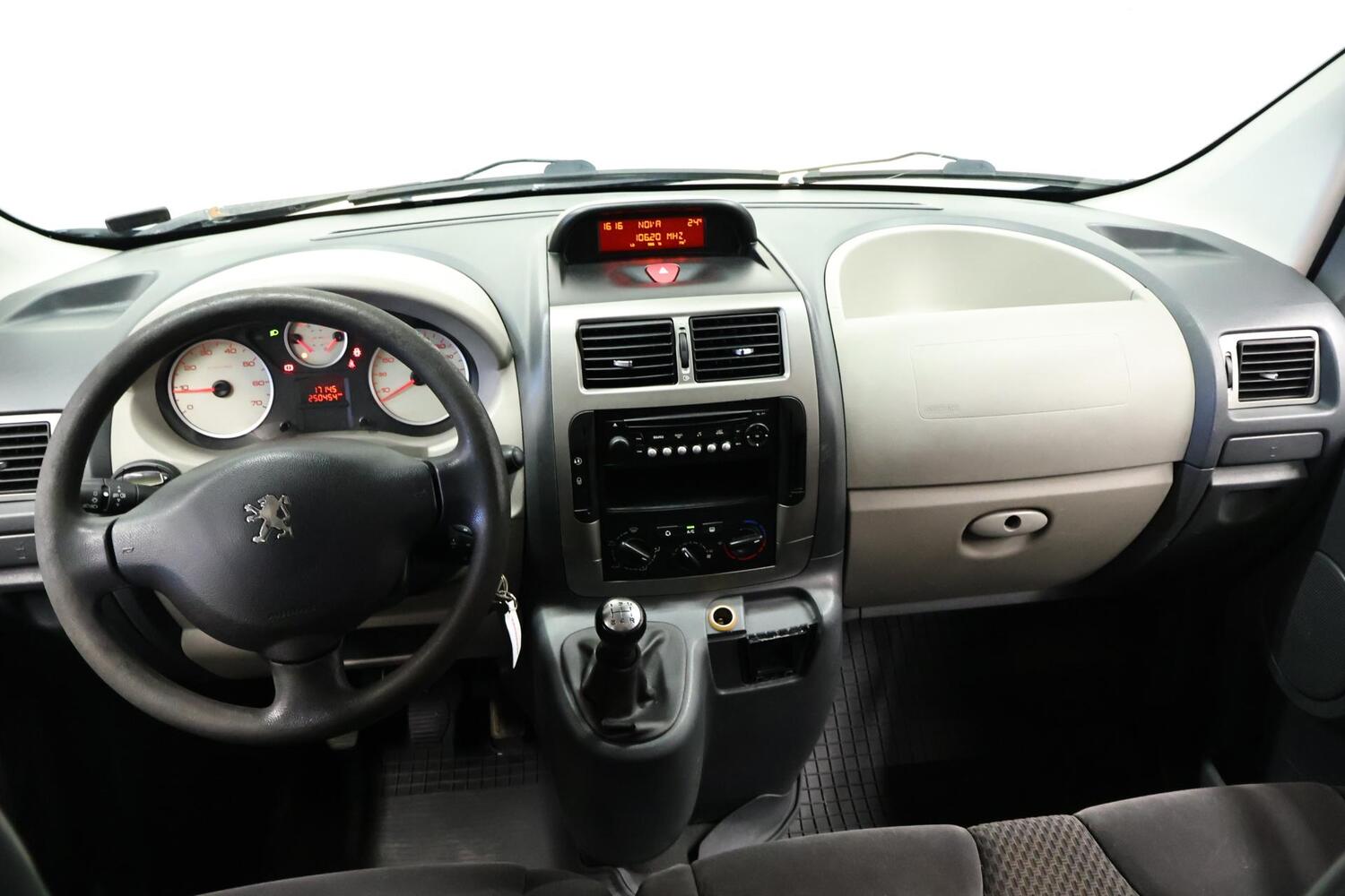 Peugeot Expert vaihtoauto