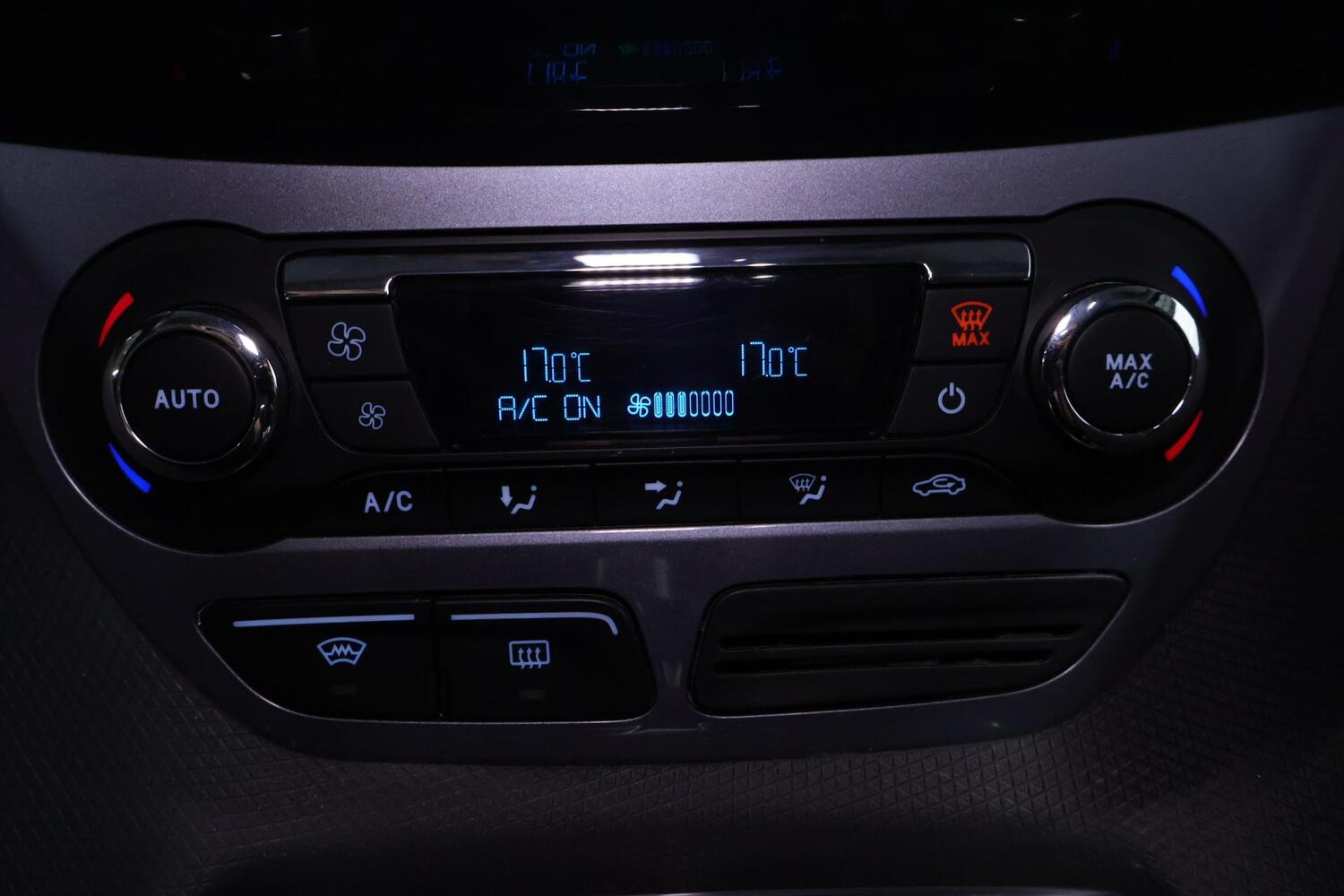 Ford Grand Tourneo Connect vaihtoauto