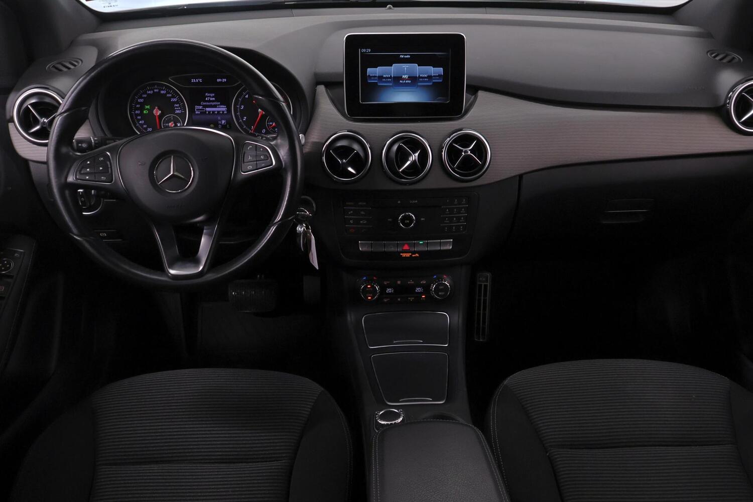 Mercedes-Benz B vaihtoauto