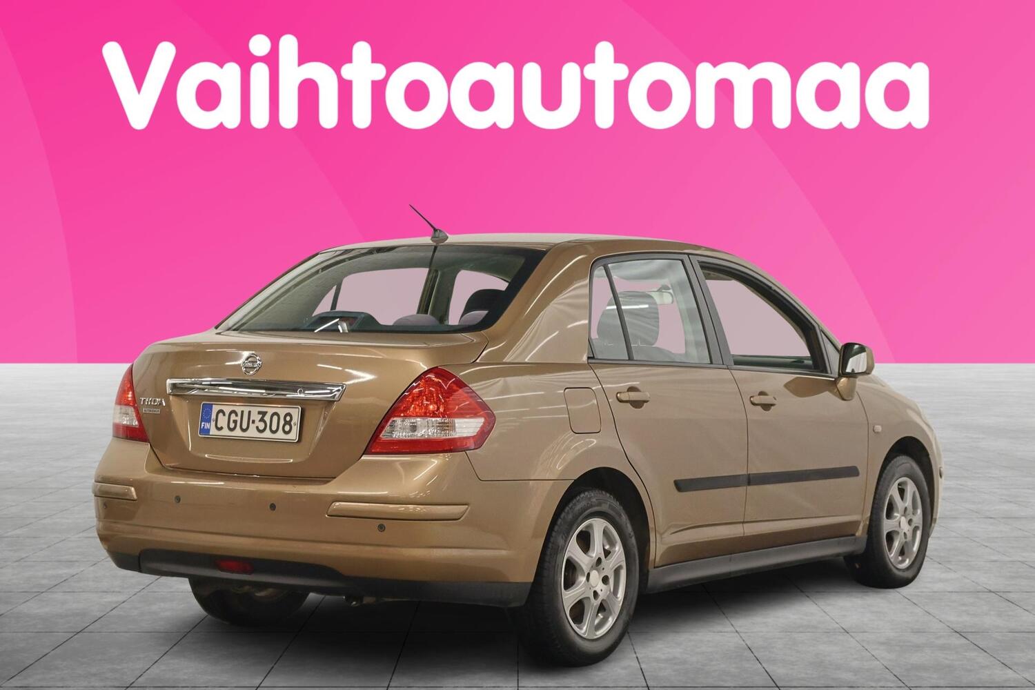 Nissan Tiida vaihtoauto