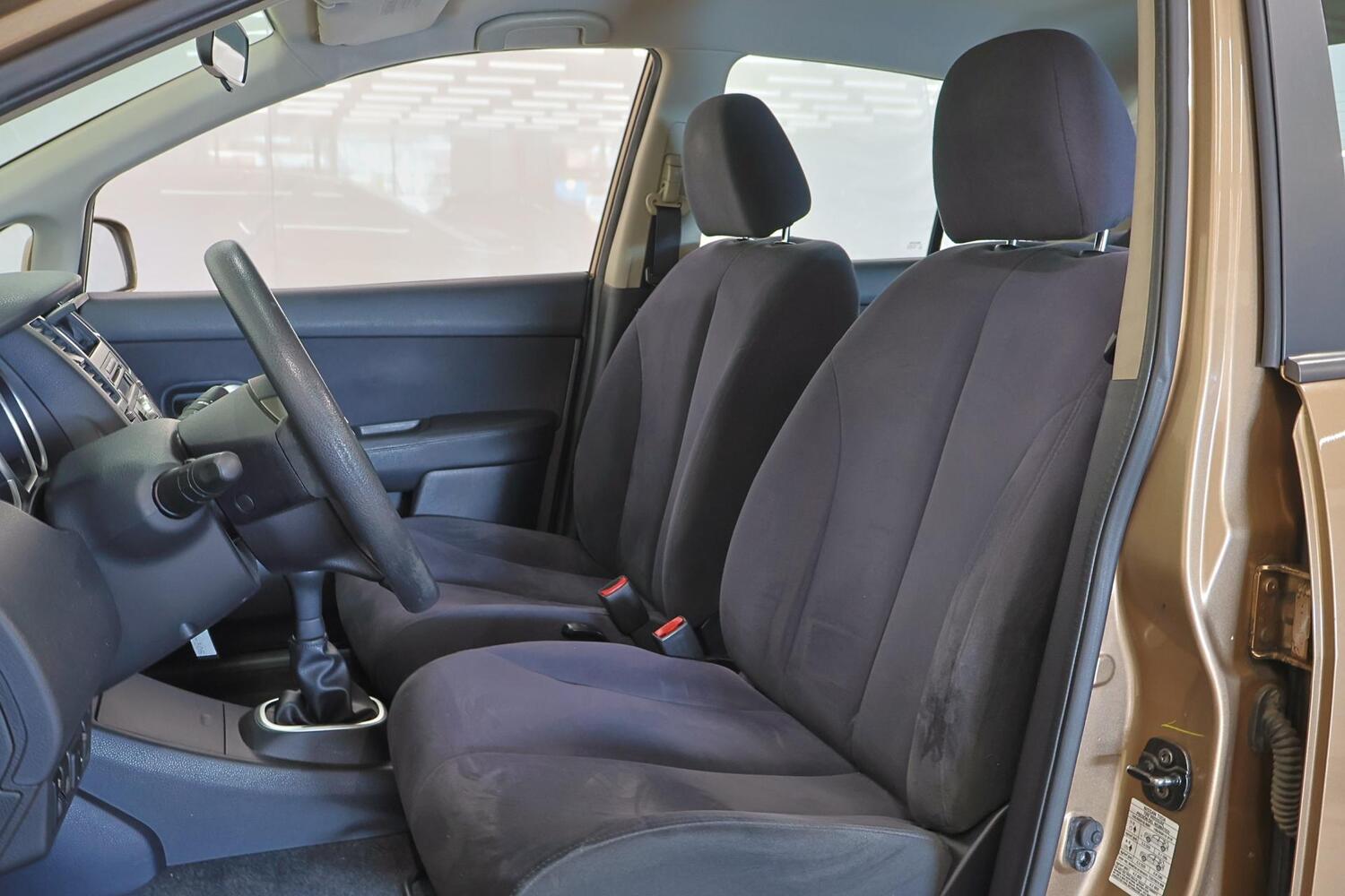 Nissan Tiida vaihtoauto