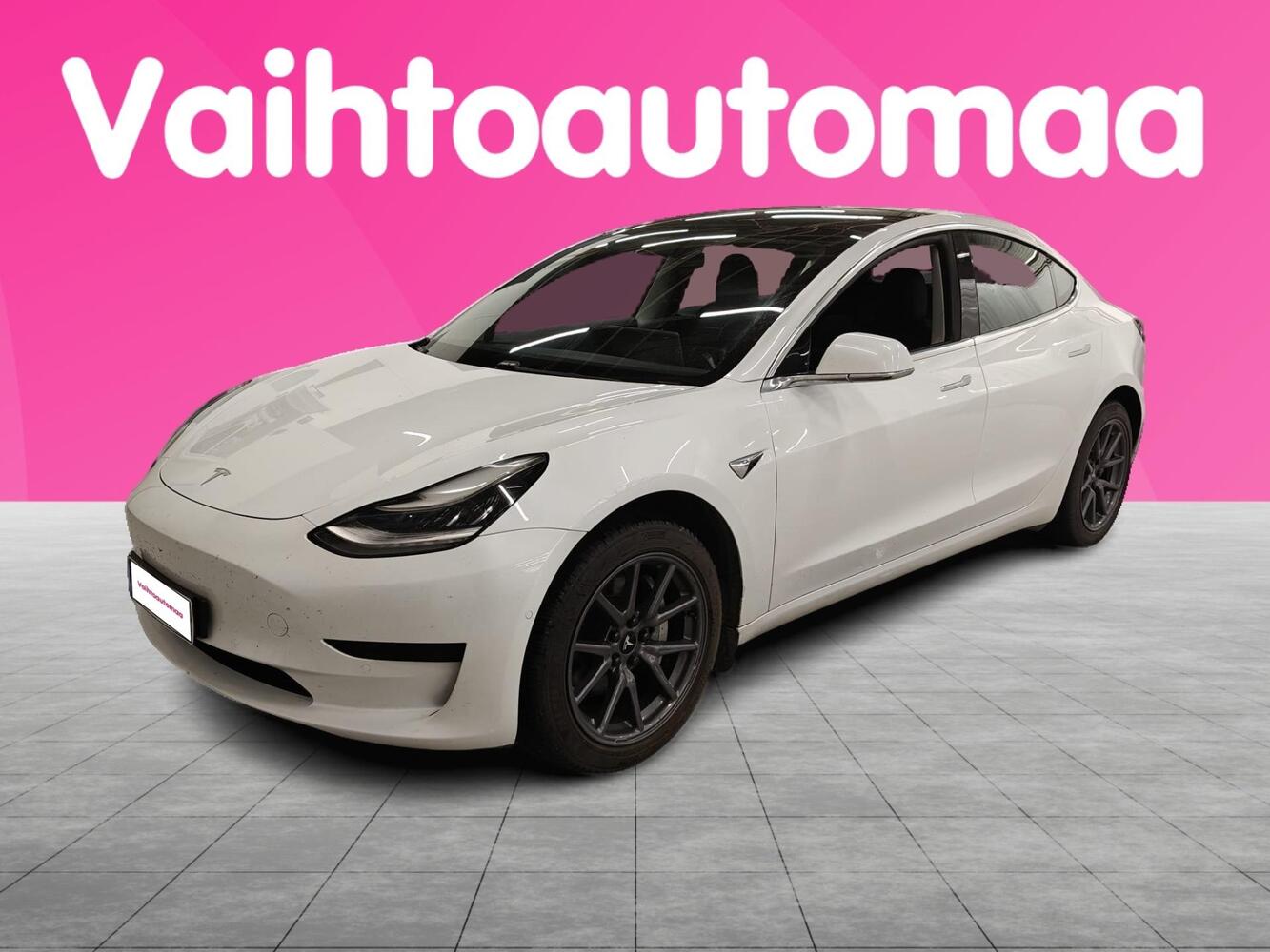 Tesla Model 3 vaihtoauto