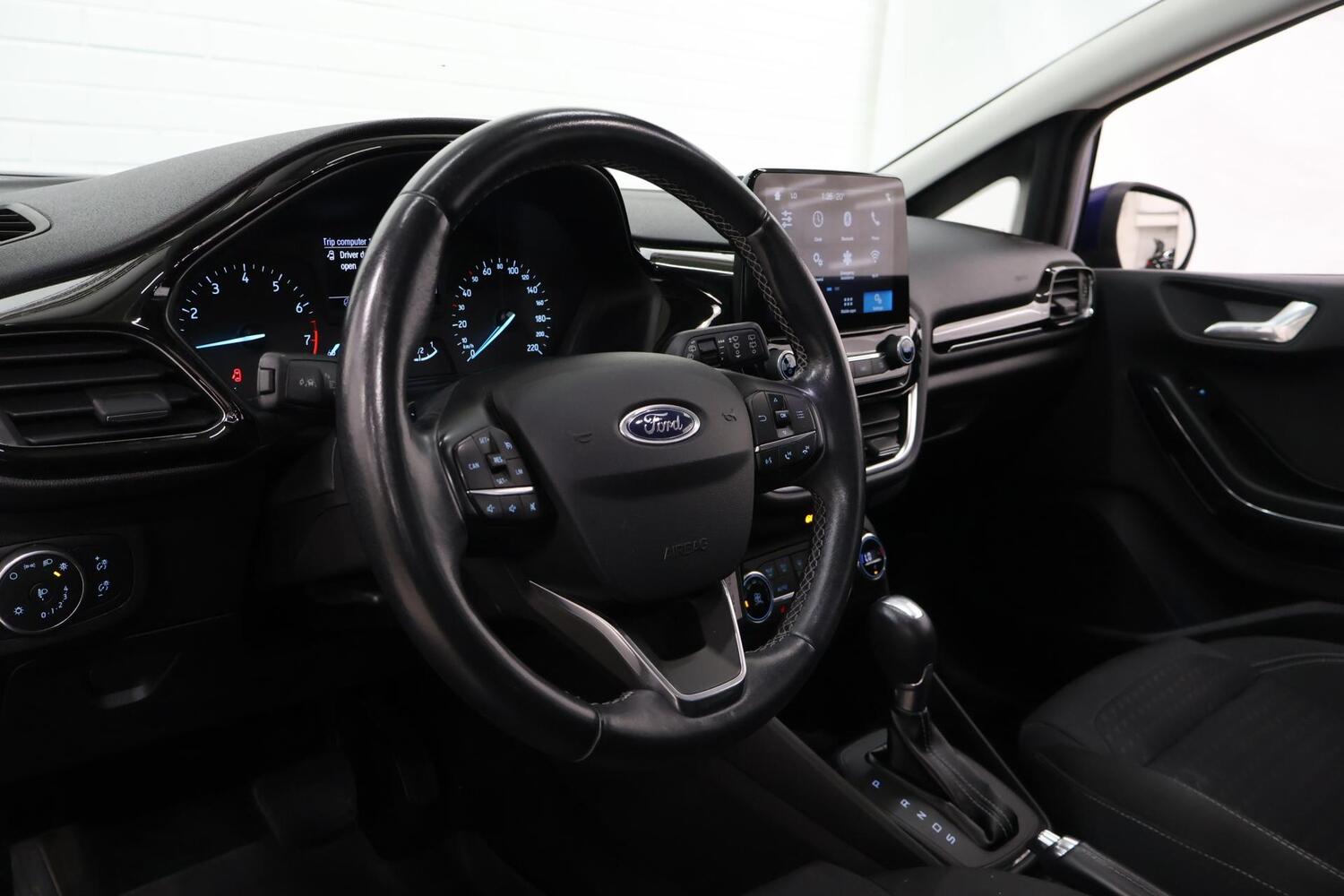 Ford Fiesta vaihtoauto