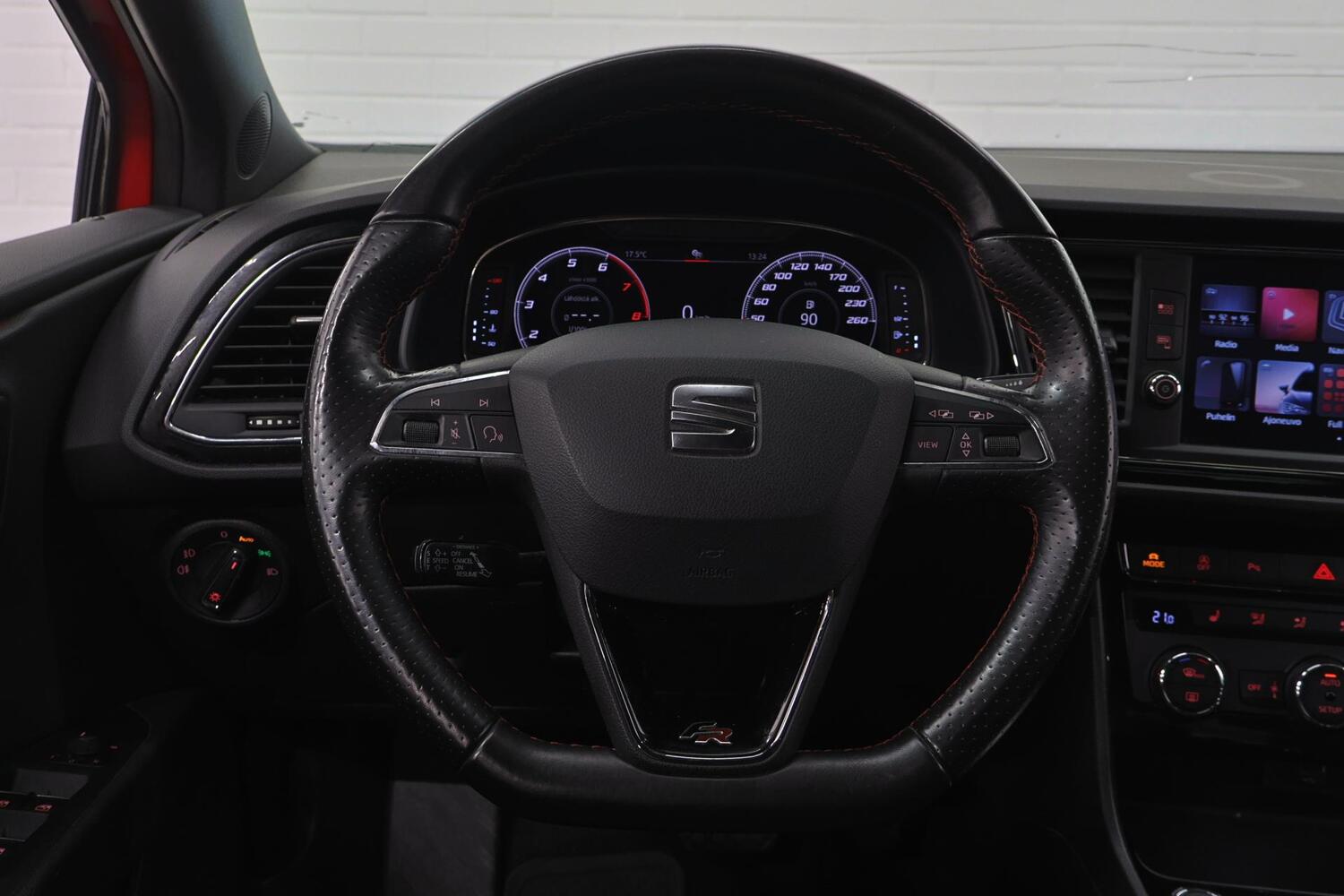 SEAT Leon ST vaihtoauto
