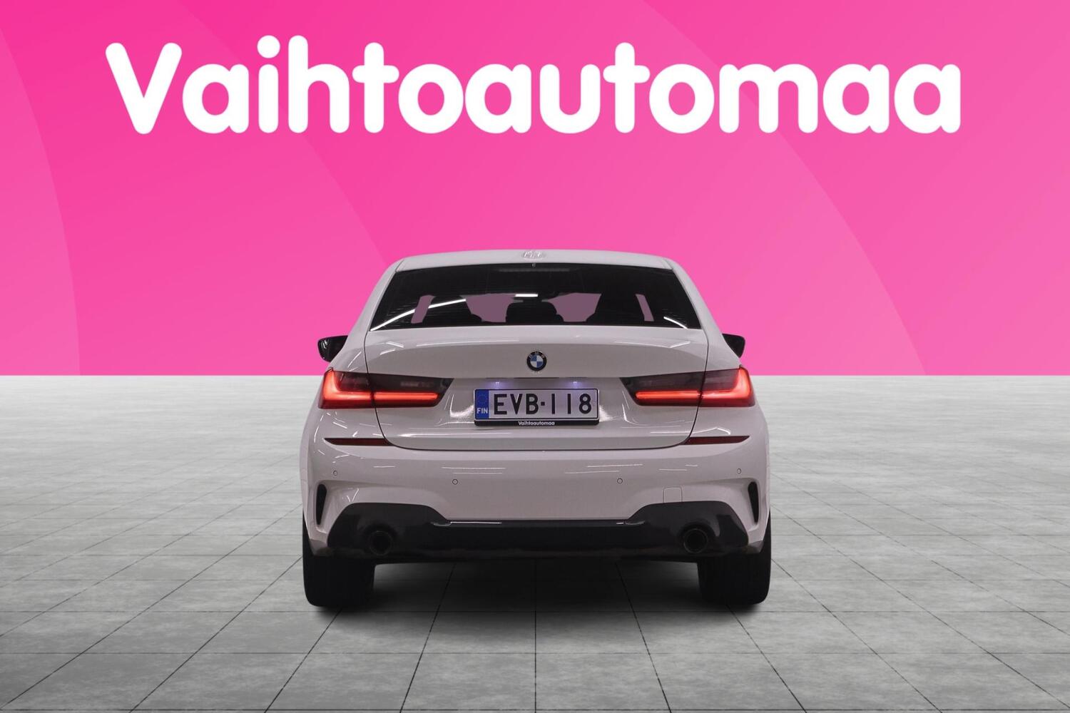 BMW 330 vaihtoauto