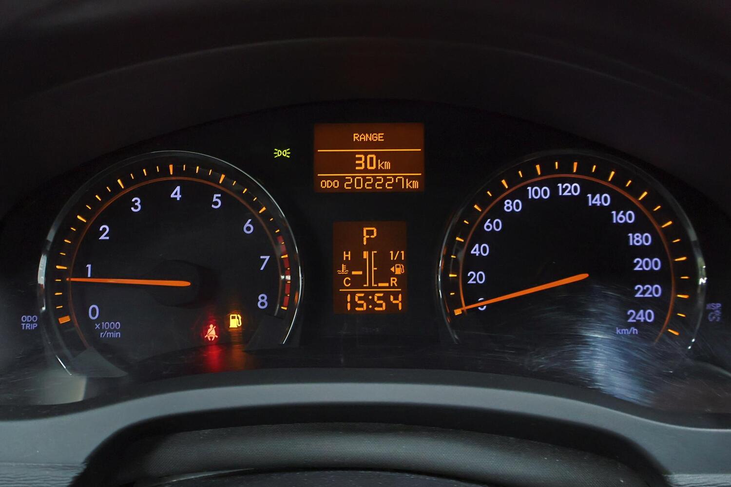 Toyota Avensis vaihtoauto
