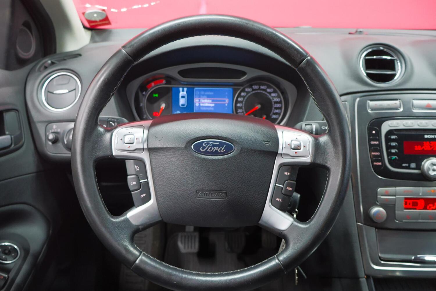 Ford Mondeo vaihtoauto