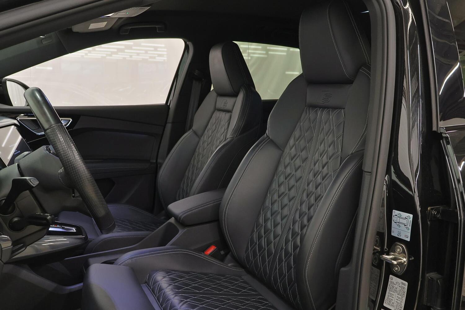 Audi Q4 e-tron vaihtoauto