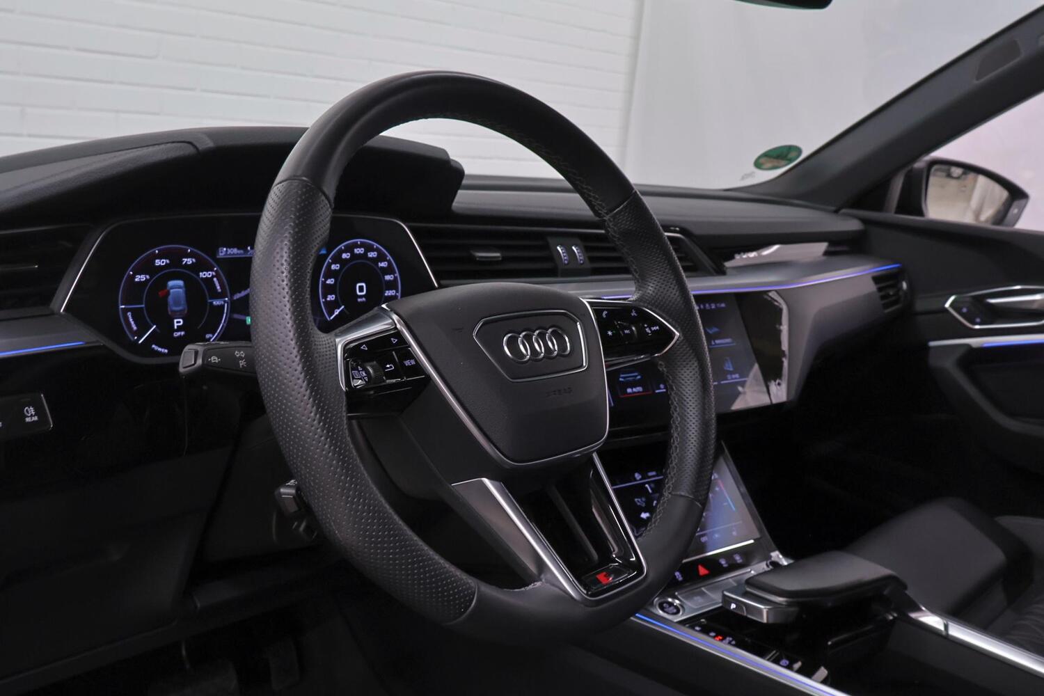 Audi e-tron vaihtoauto