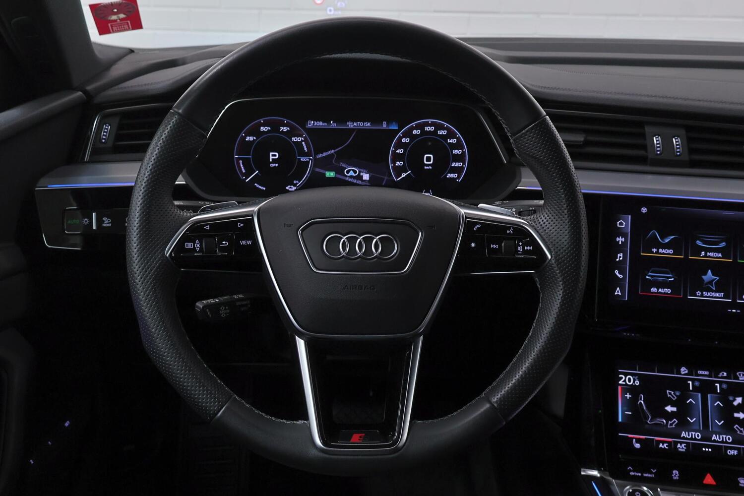 Audi e-tron vaihtoauto