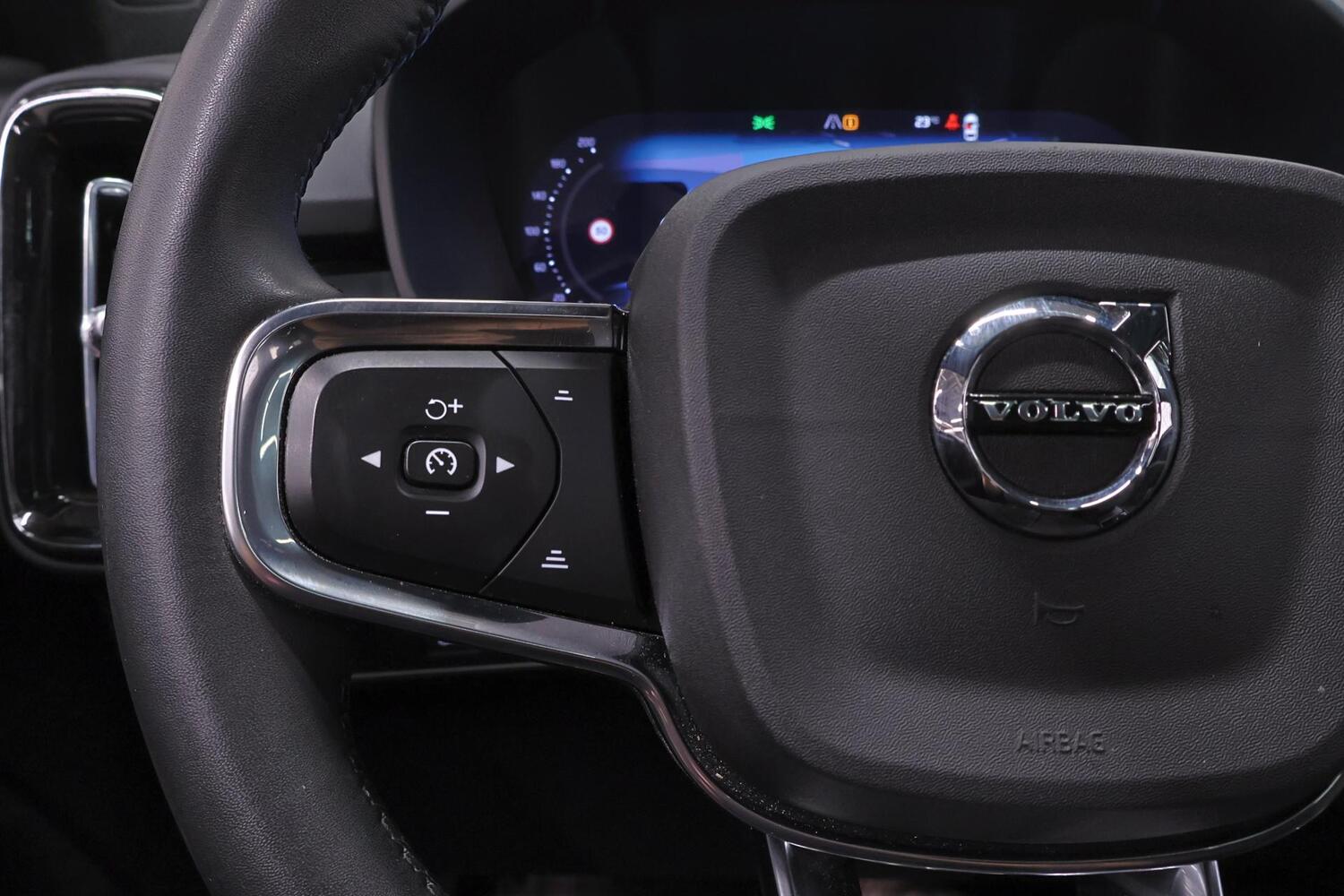 Volvo C40 vaihtoauto