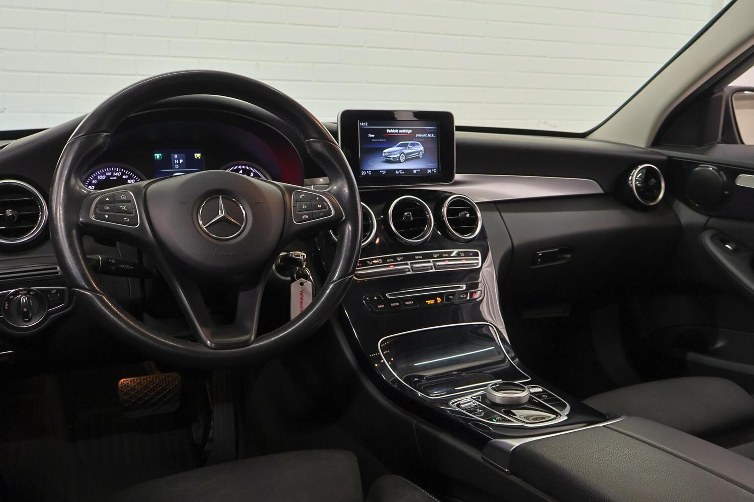 Mercedes-Benz C vaihtoauto