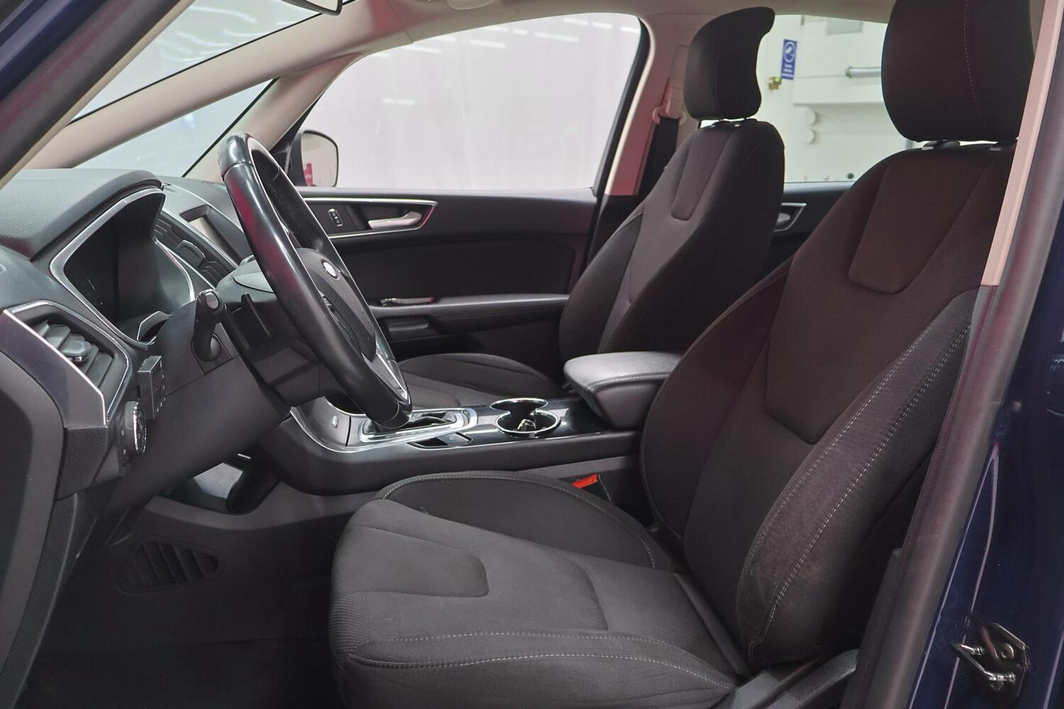 Ford S-MAX vaihtoauto