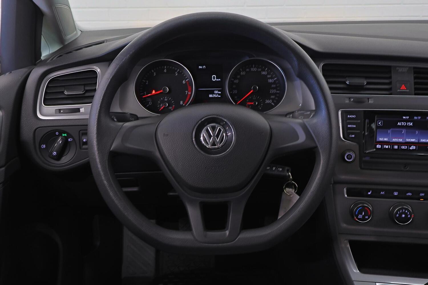 Volkswagen Golf vaihtoauto