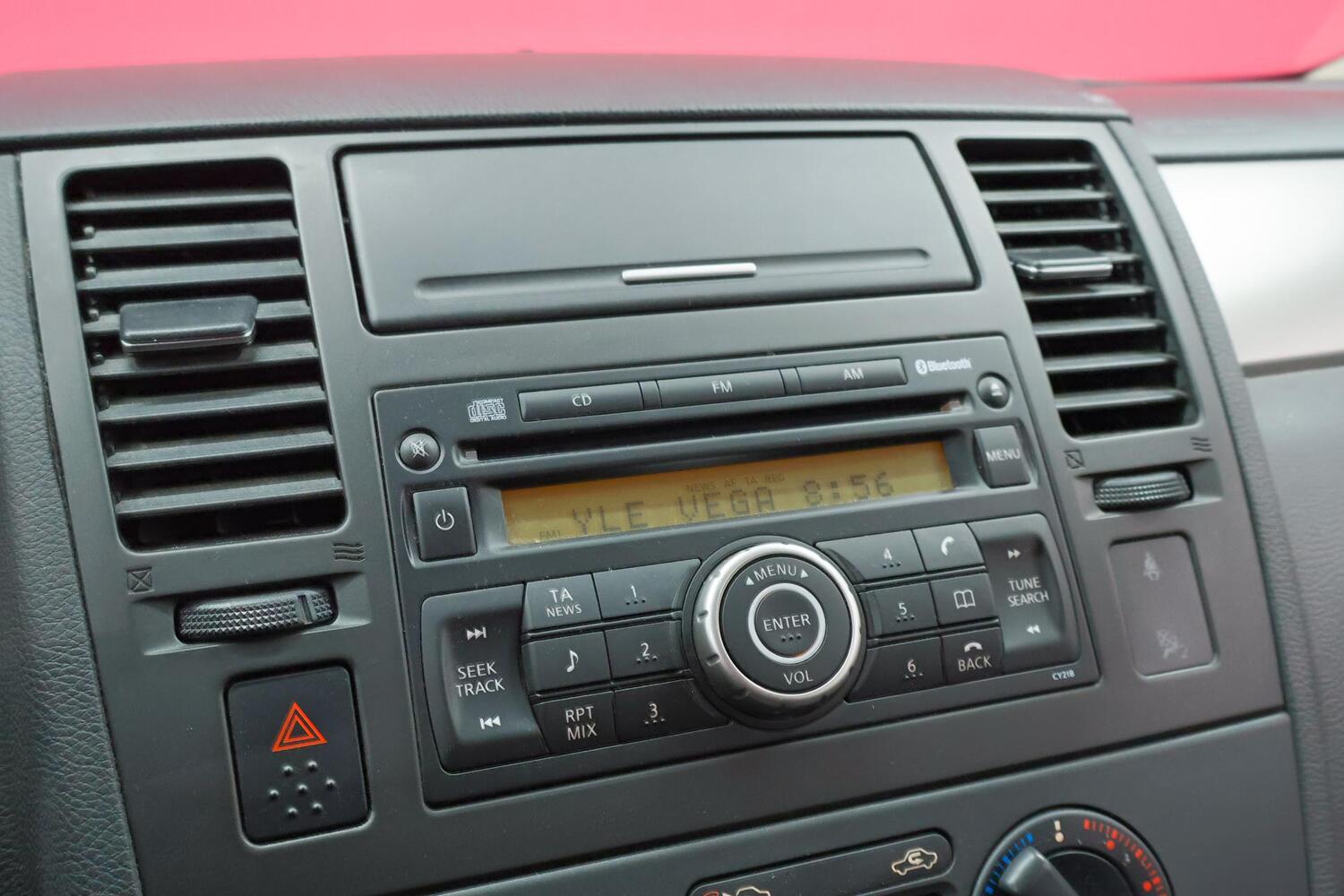 Nissan Tiida vaihtoauto